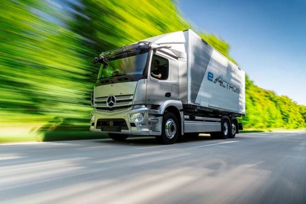 DAIMLER TRUCKS FAZ ESTREIA MUNDIAL DO CAMINHÃO-CONCEITO MOVIDO A CÉLULAS DE COMBUSTÍVEL, foto 4