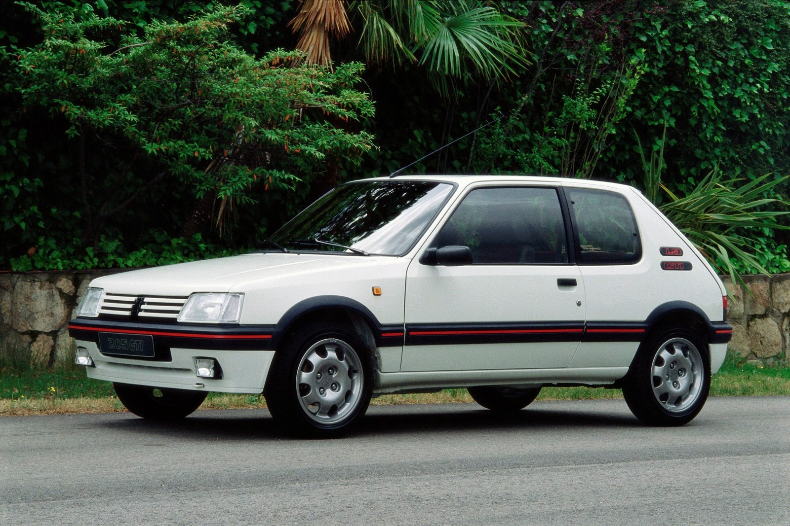 PEUGEOT: 210 ANOS DE EXISTÊNCIA E 13 FILMES PARA REVIVÊ-LOS, foto 1