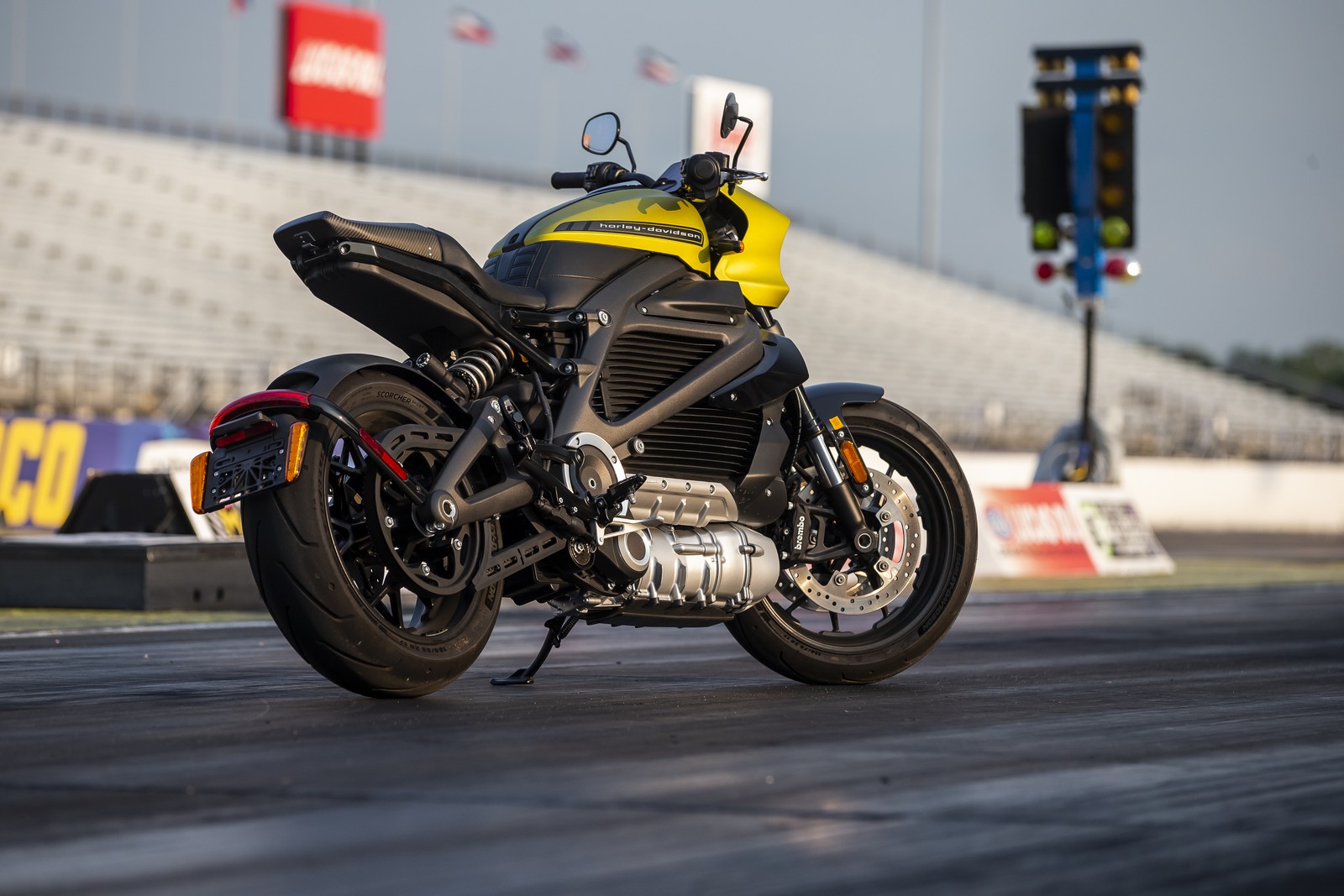 HARLEY-DAVIDSON LIVEWIRE ESTABELECE NOVO RECORDE MUNDIAL DE VELOCIDADE EM COMPETIÇÃO DE CORRIDA, foto 4