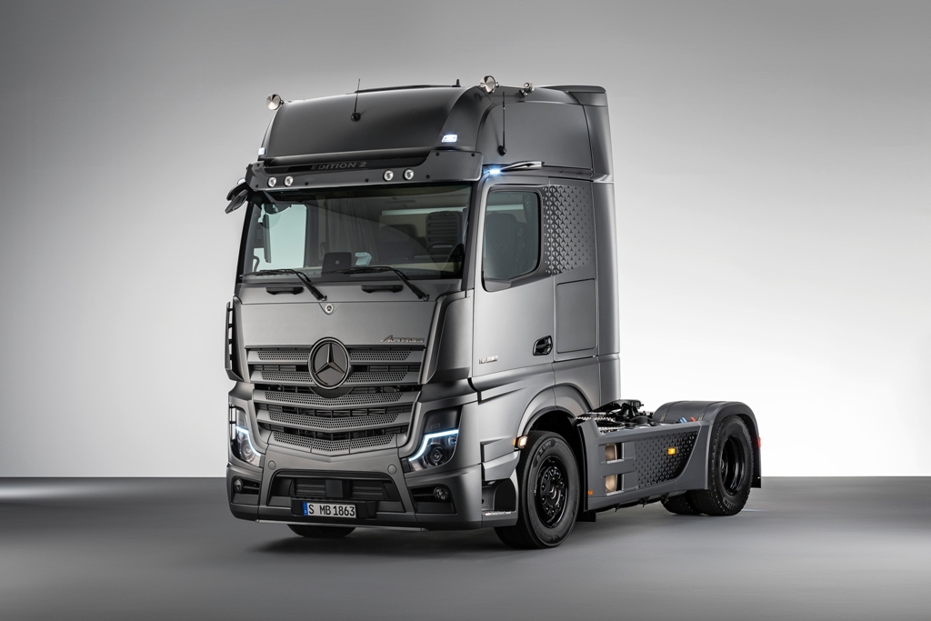 MERCEDES-BENZ TRUCKS LANÇA CAMINHÕES PARA CONQUISTAR NOVOS MERCADOS, foto 1