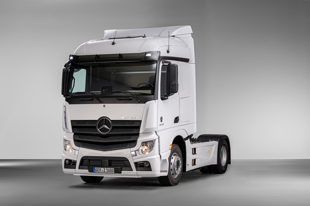 MERCEDES-BENZ TRUCKS LANÇA CAMINHÕES PARA CONQUISTAR NOVOS MERCADOS, foto 3