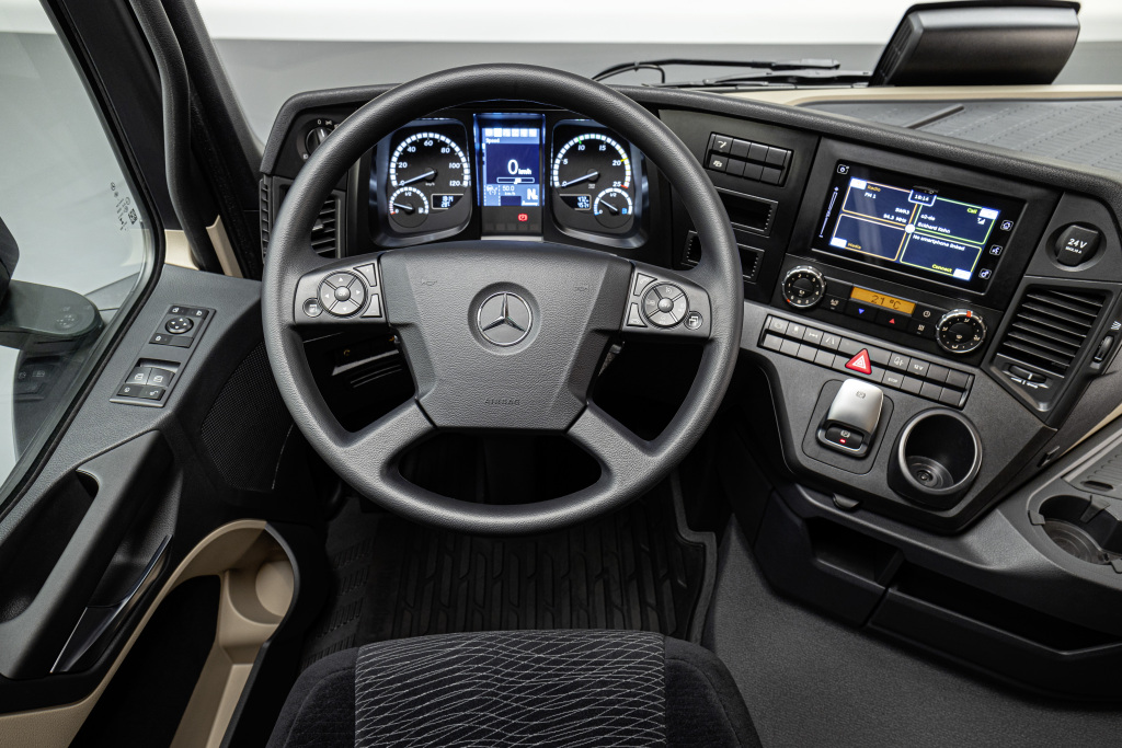MERCEDES-BENZ TRUCKS LANÇA CAMINHÕES PARA CONQUISTAR NOVOS MERCADOS, foto 5