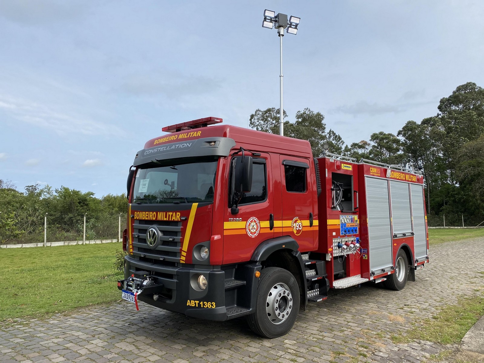 VINTE CAMINHÕES VOLKSWAGEN REFORÇAM FROTA DO CORPO DE BOMBEIROS DO RIO GRANDE DO SUL, foto 2