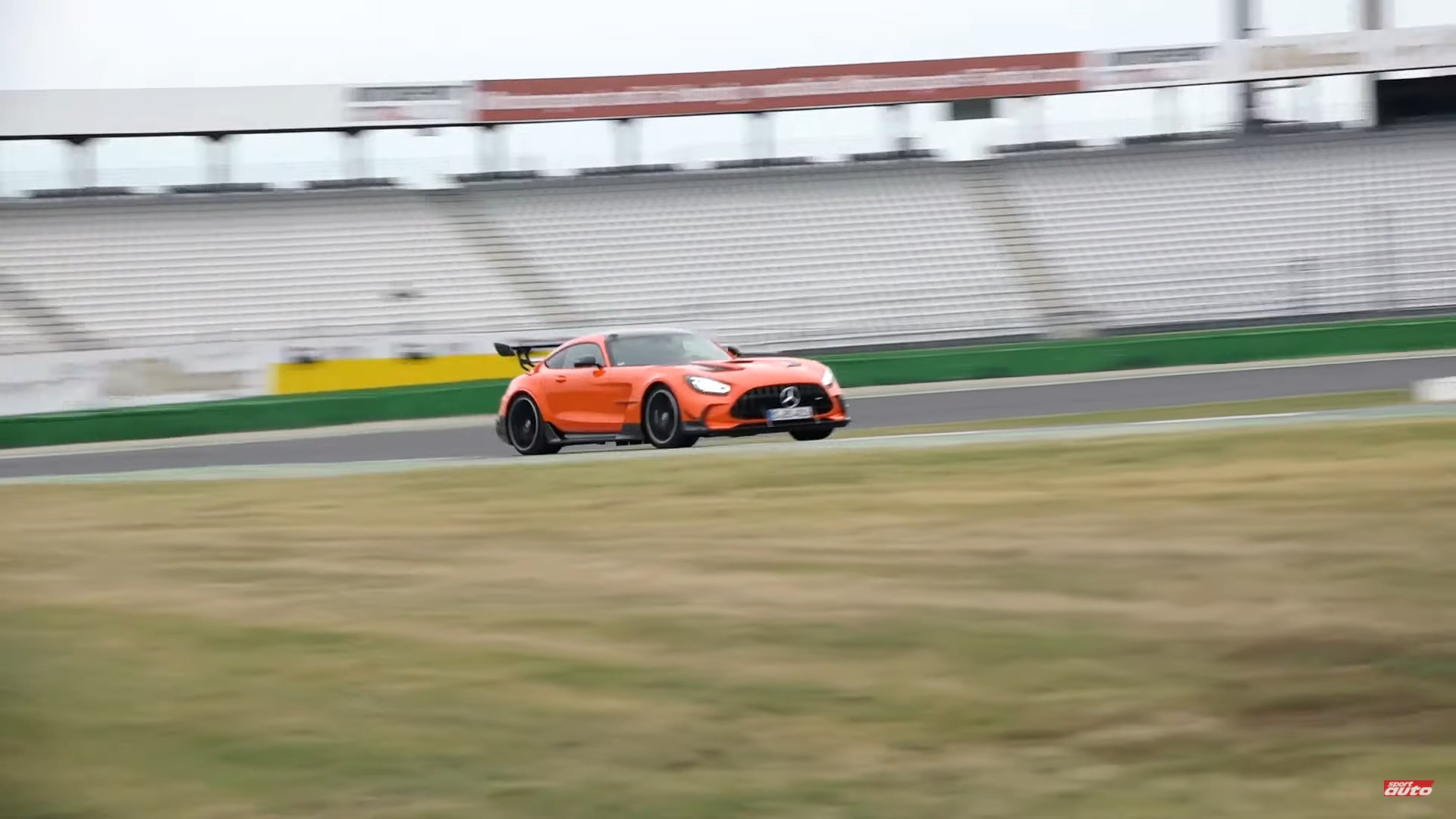 MERCEDES-AMG GT BLACK SERIES MOSTRA O SEU POTENCIAL EM HOCKENHEIM, foto 7
