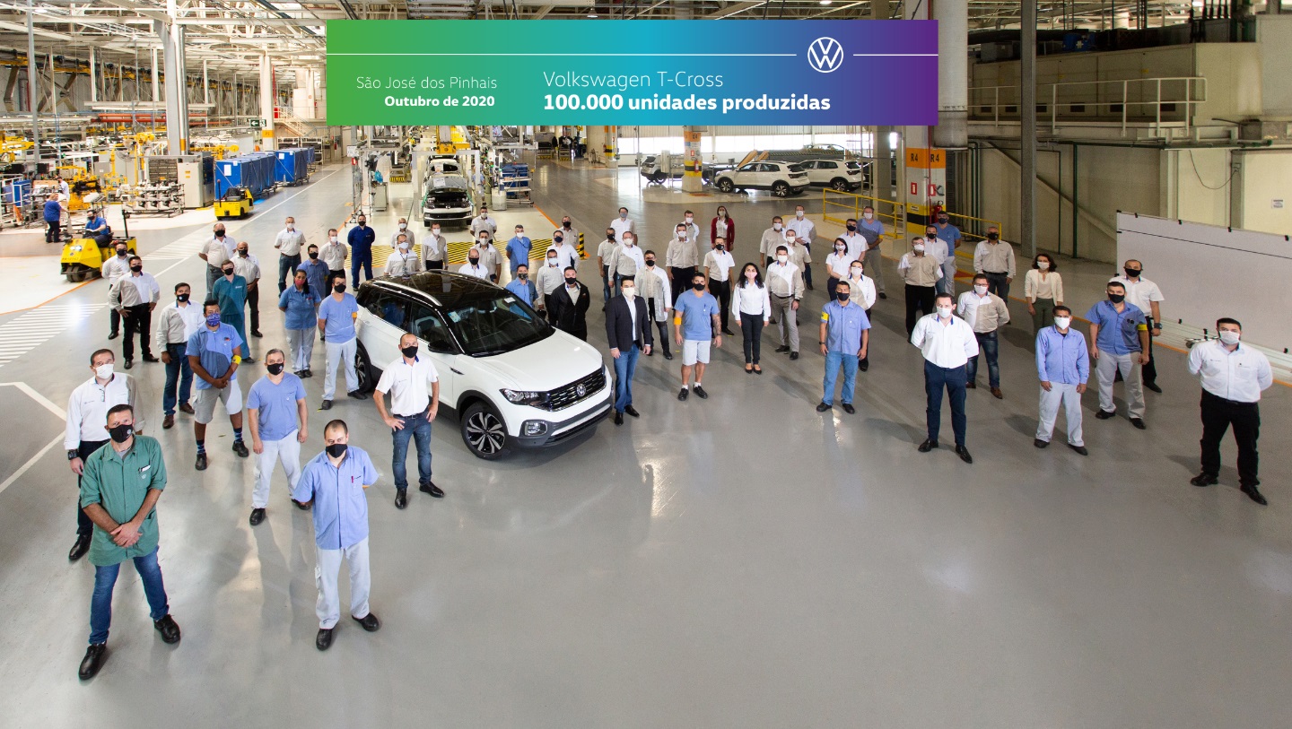 VOLKSWAGEN CELEBRA MARCO DE 100 MIL UNIDADES DO T CROSS PRODUZIDAS NO BRASIL, foto 1