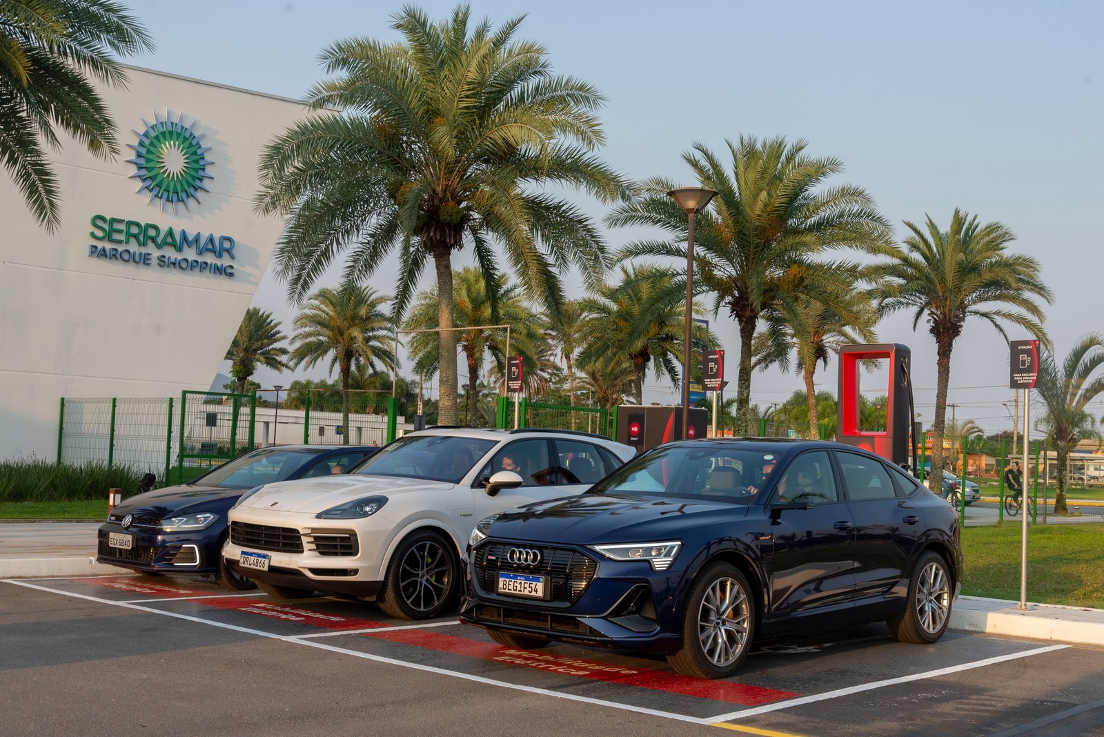 VOLKSWAGEN, AUDI, PORSCHE E EDP INAUGURAM SEU PRIMEIRO ELETROPOSTO, foto 3