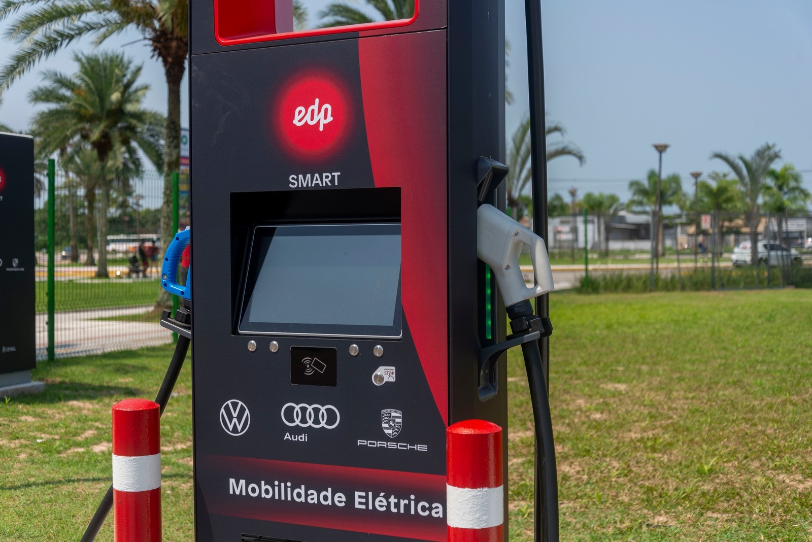 VOLKSWAGEN, AUDI, PORSCHE E EDP INAUGURAM SEU PRIMEIRO ELETROPOSTO, foto 7