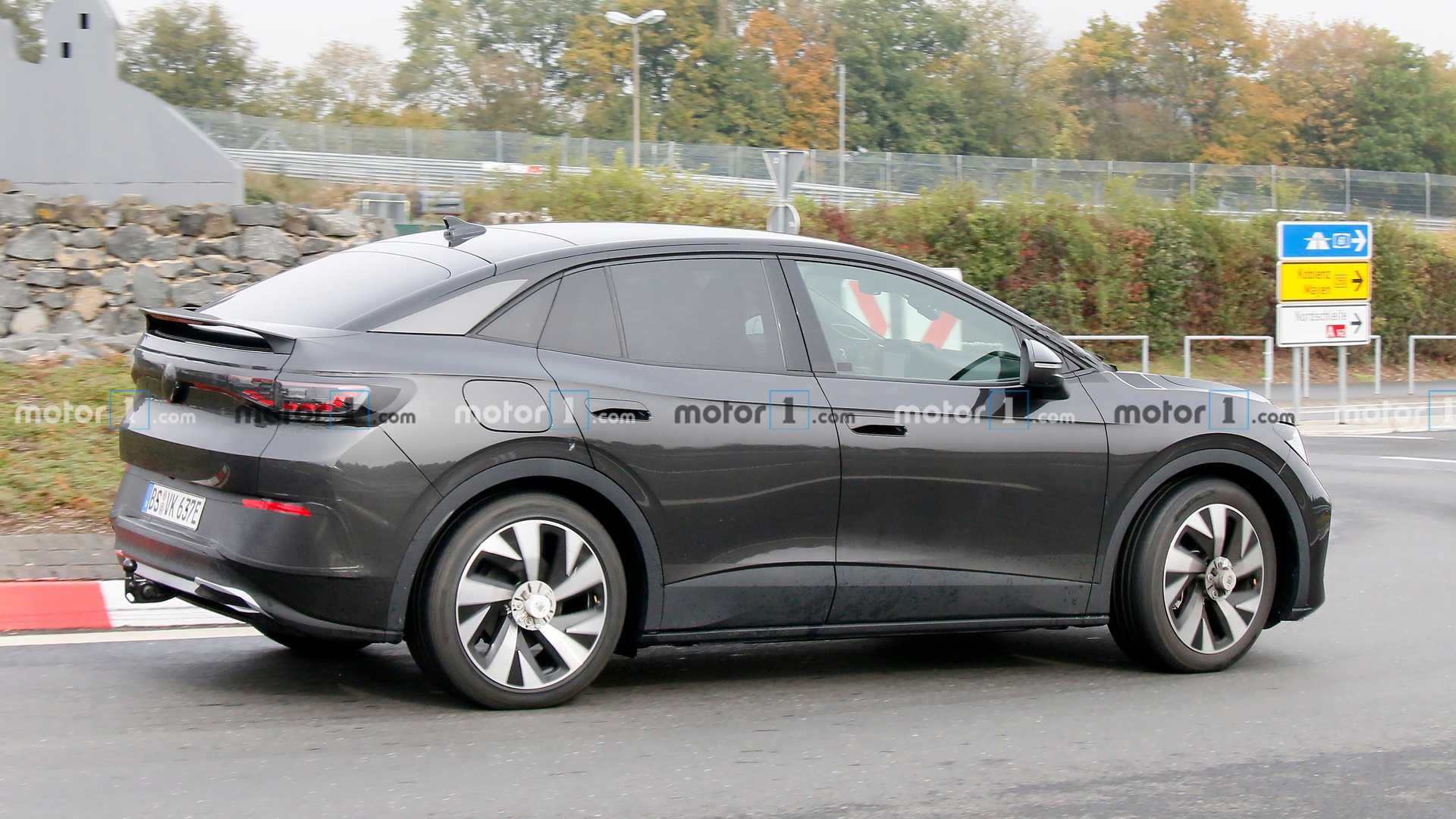 VOLKSWAGEN ID.5: O IRMÃO COUPE DO ID.4 JÁ ESTÁ RODANDO EM NÜRBURGRING, foto 14