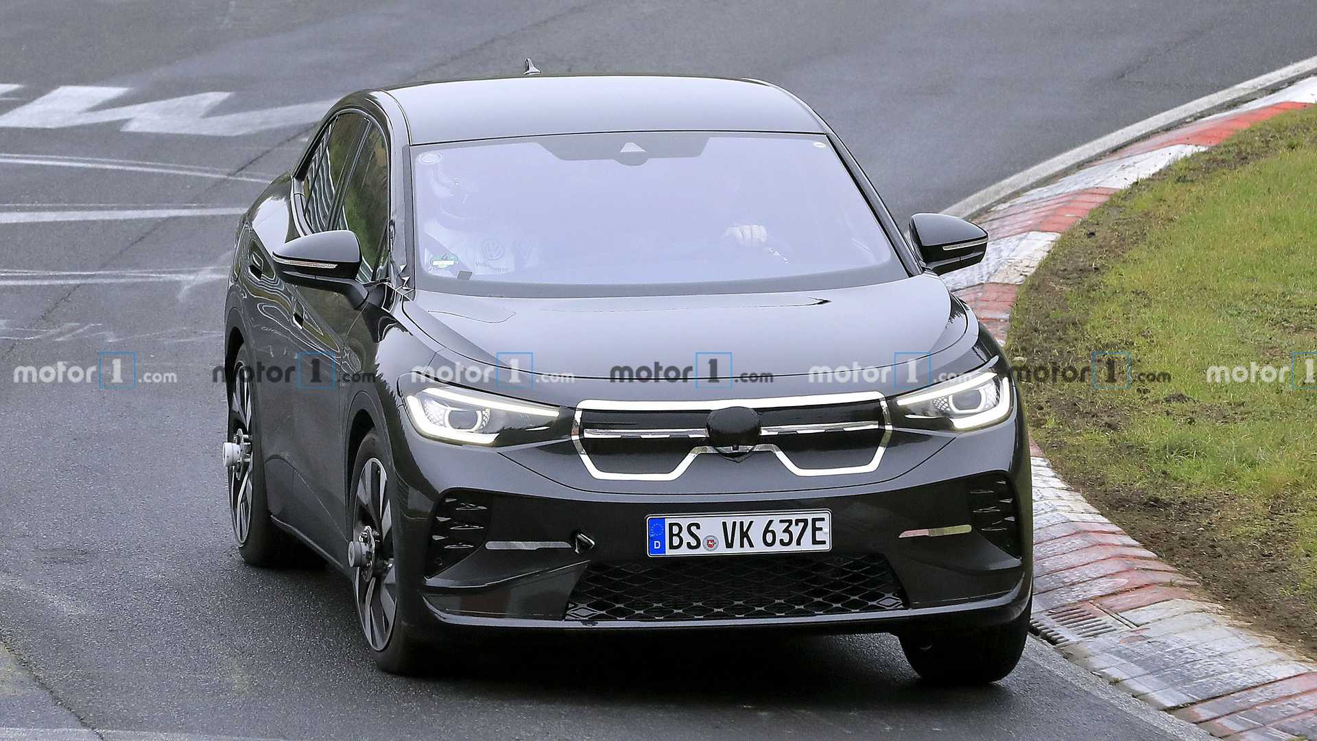 VOLKSWAGEN ID.5: O IRMÃO COUPE DO ID.4 JÁ ESTÁ RODANDO EM NÜRBURGRING, foto 18
