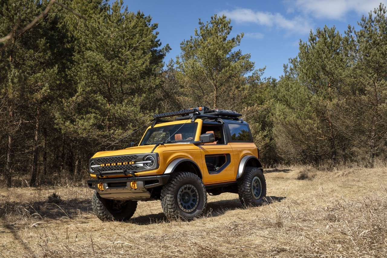 AS PECULIARES PORTAS PERFURADAS DO FORD BRONCO NÃO CHEGARÃO À PRODUÇÃO, foto 2