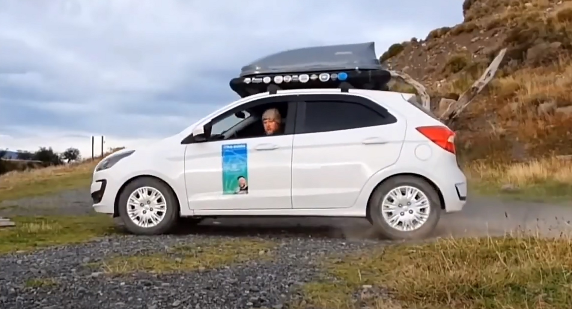 AVENTUREIRO CHEGA À ARGENTINA COM SEU FORD KA 1.0 TRANSFORMADO EM MOTORHOME, foto 1