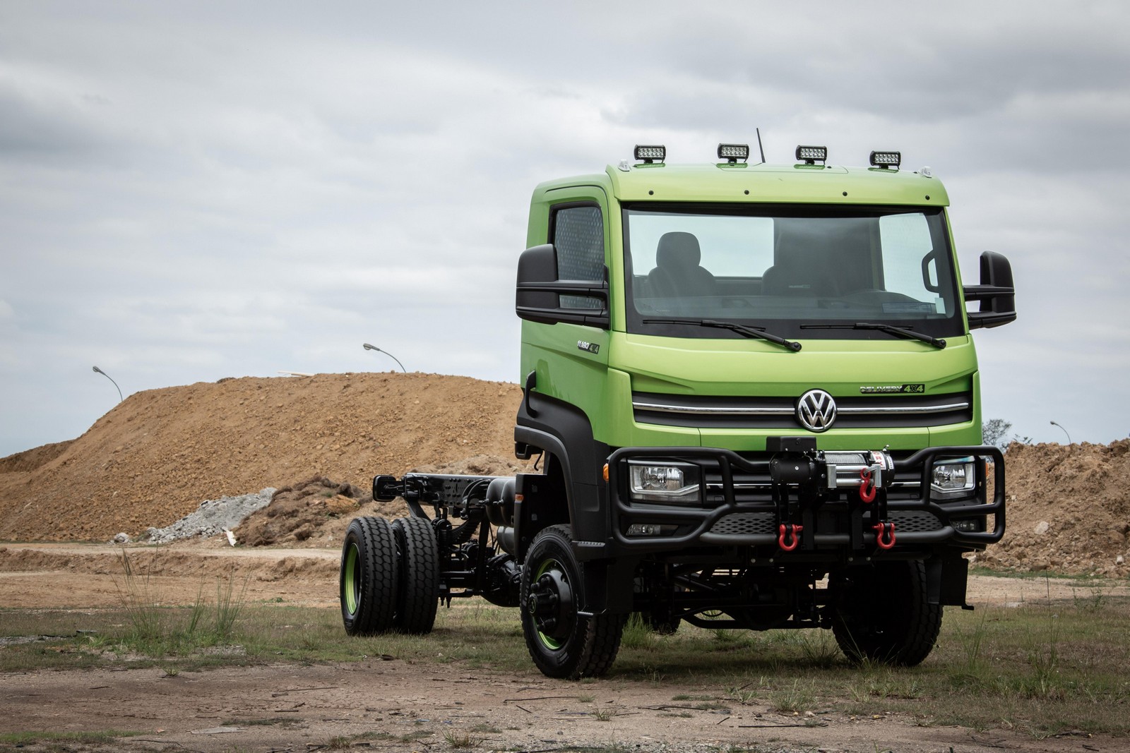 ÚNICO CAMINHÃO LEVE COM TRAÇÃO INTEGRAL DO PAÍS, VOLKSWAGEN DELIVERY 11.180 4X4 CHEGA AO MERCADO, foto 1