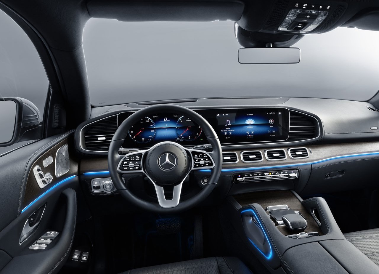 MERCEDES-BENZ GLE 400d COUPE 4MATIC CHEGA AO BRASIL COM DESIGN RENOVADO E MAIS TECNOLÓGICO, foto 9