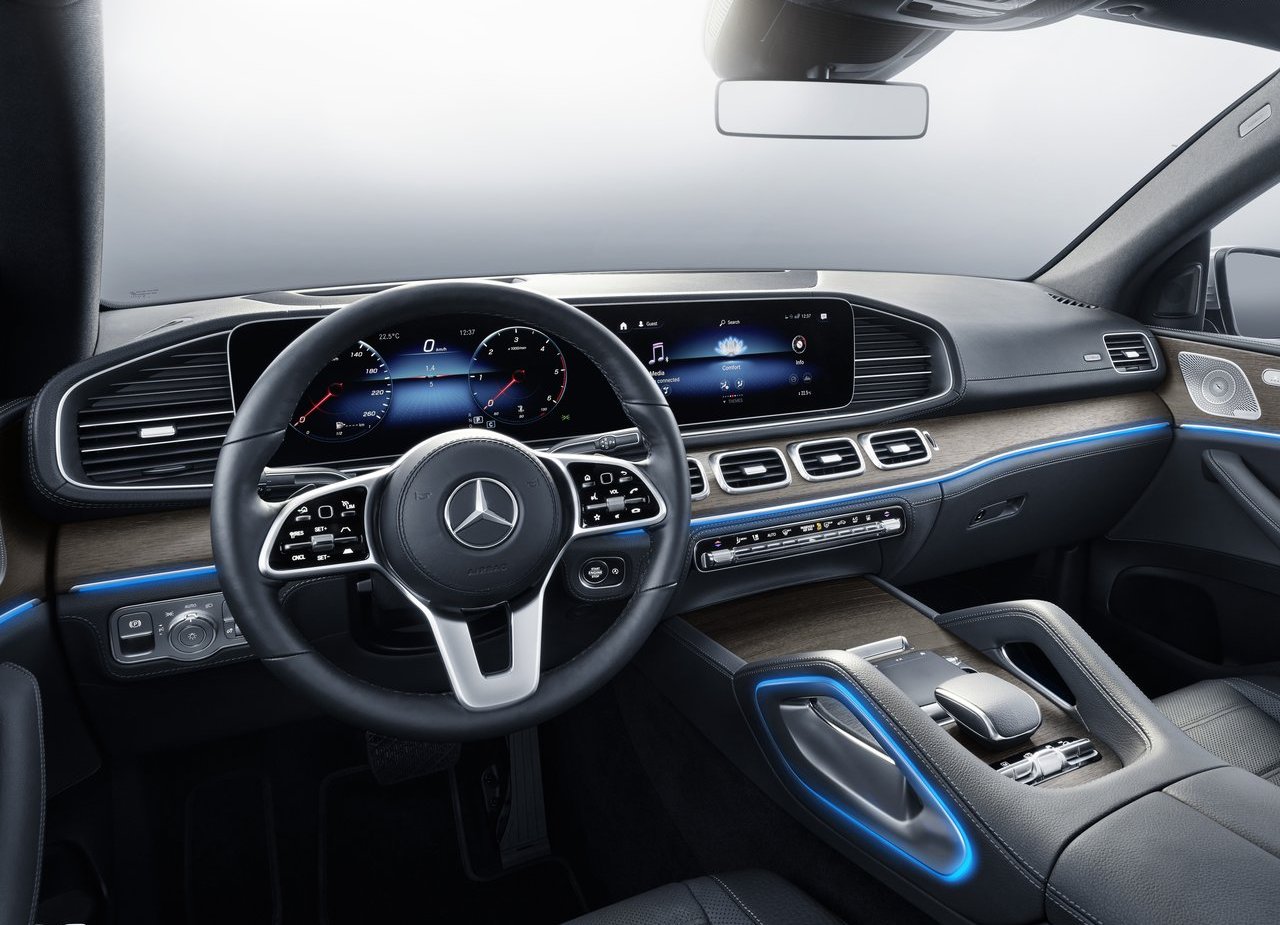 MERCEDES-BENZ GLE 400d COUPE 4MATIC CHEGA AO BRASIL COM DESIGN RENOVADO E MAIS TECNOLÓGICO, foto 10