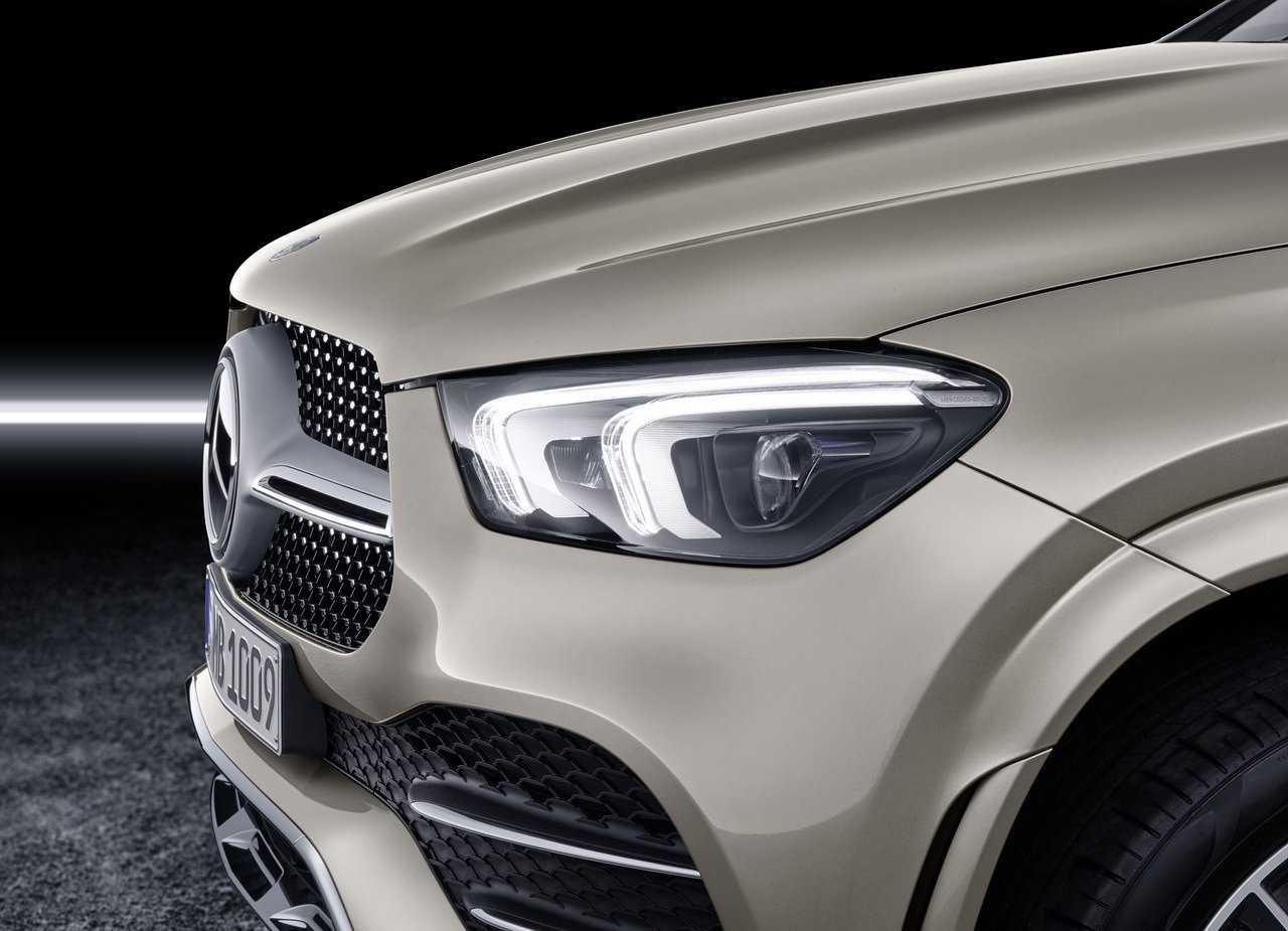 MERCEDES-BENZ GLE 400d COUPE 4MATIC CHEGA AO BRASIL COM DESIGN RENOVADO E MAIS TECNOLÓGICO, foto 12