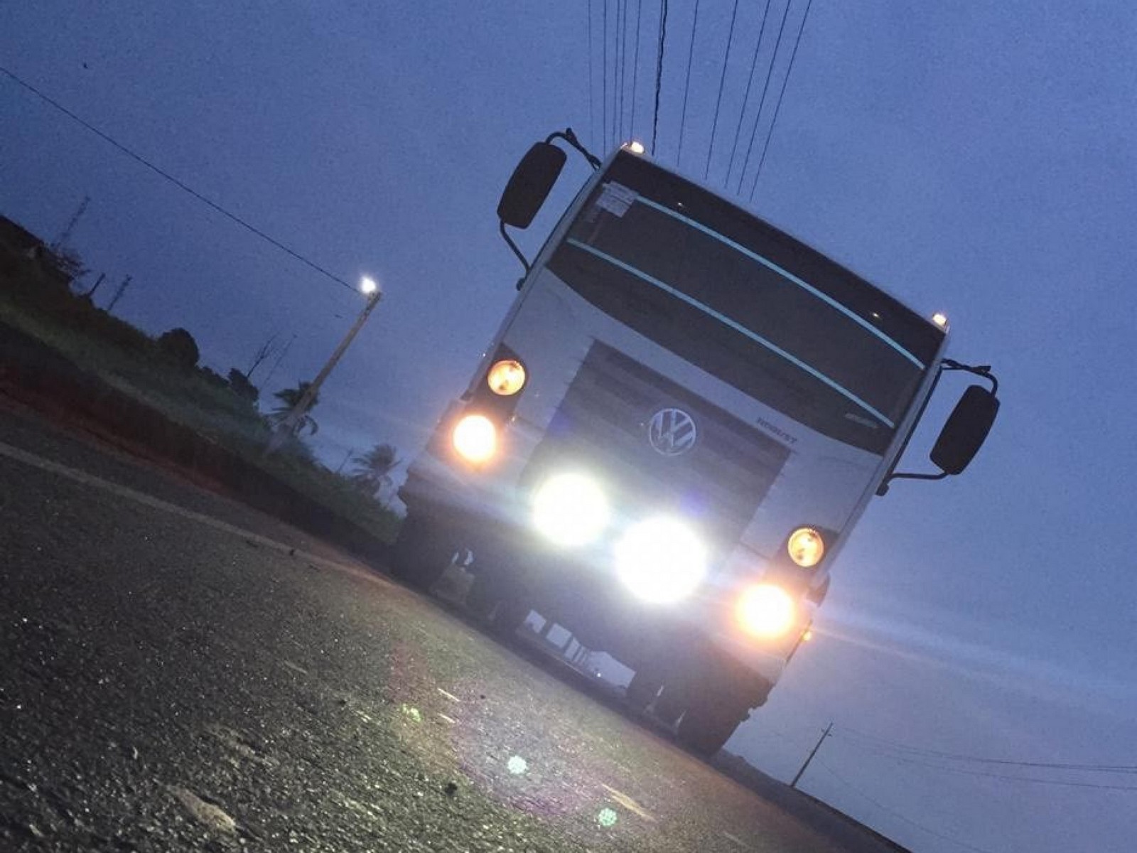 CAMINHÕES VOLKSWAGEN MOVIMENTAM PECUÁRIA BOVINA EM RONDÔNIA, foto 3