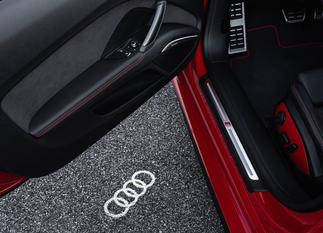 AUDI TTS COMPETITION PLUS: MAIS POTENTE E CHAMATIVO, foto 13