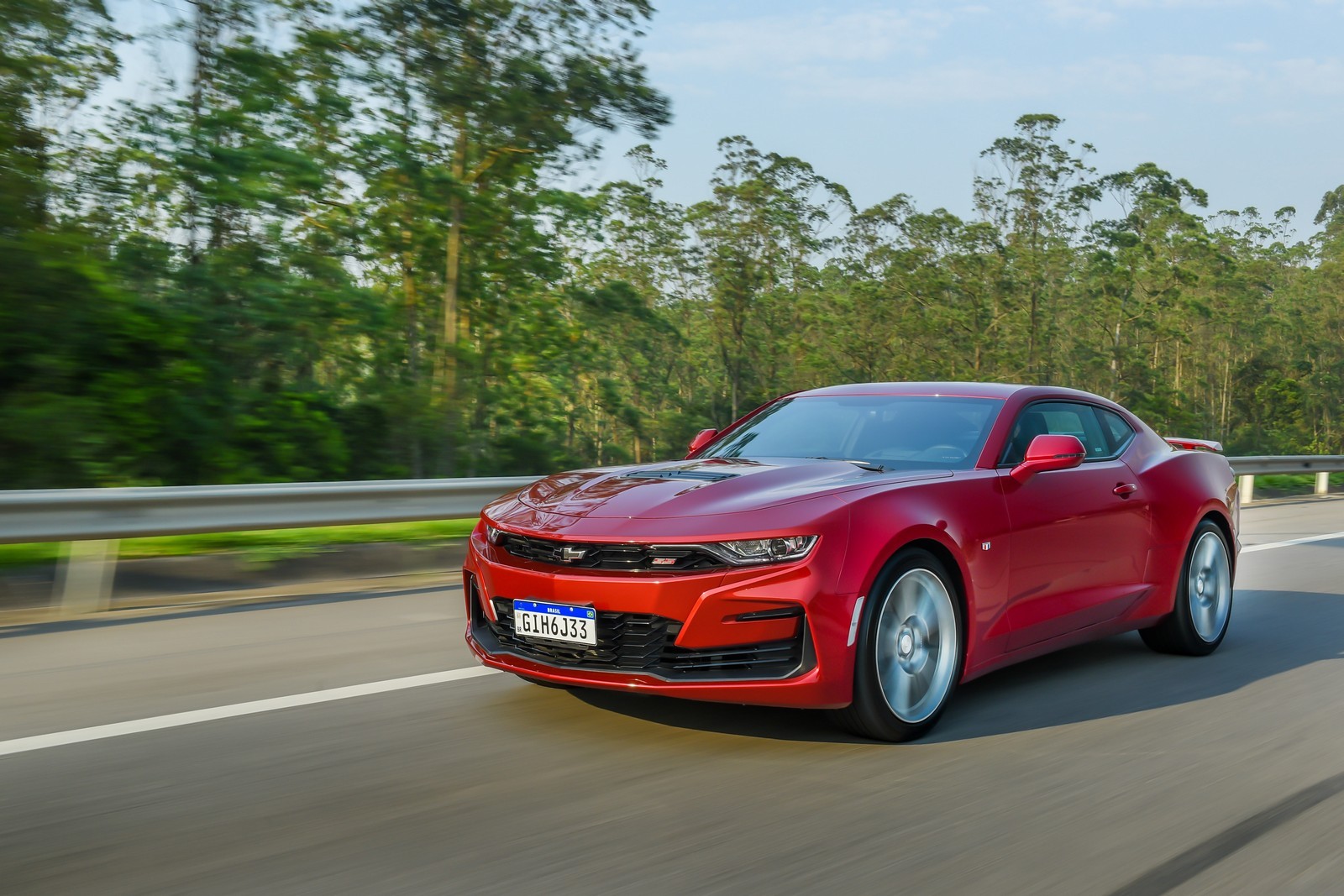 CHEVROLET CAMARO COMPLETA 10 ANOS NO PAÍS COMO O SUPERESPORTIVO DE MAIOR SUCESSO, foto 5
