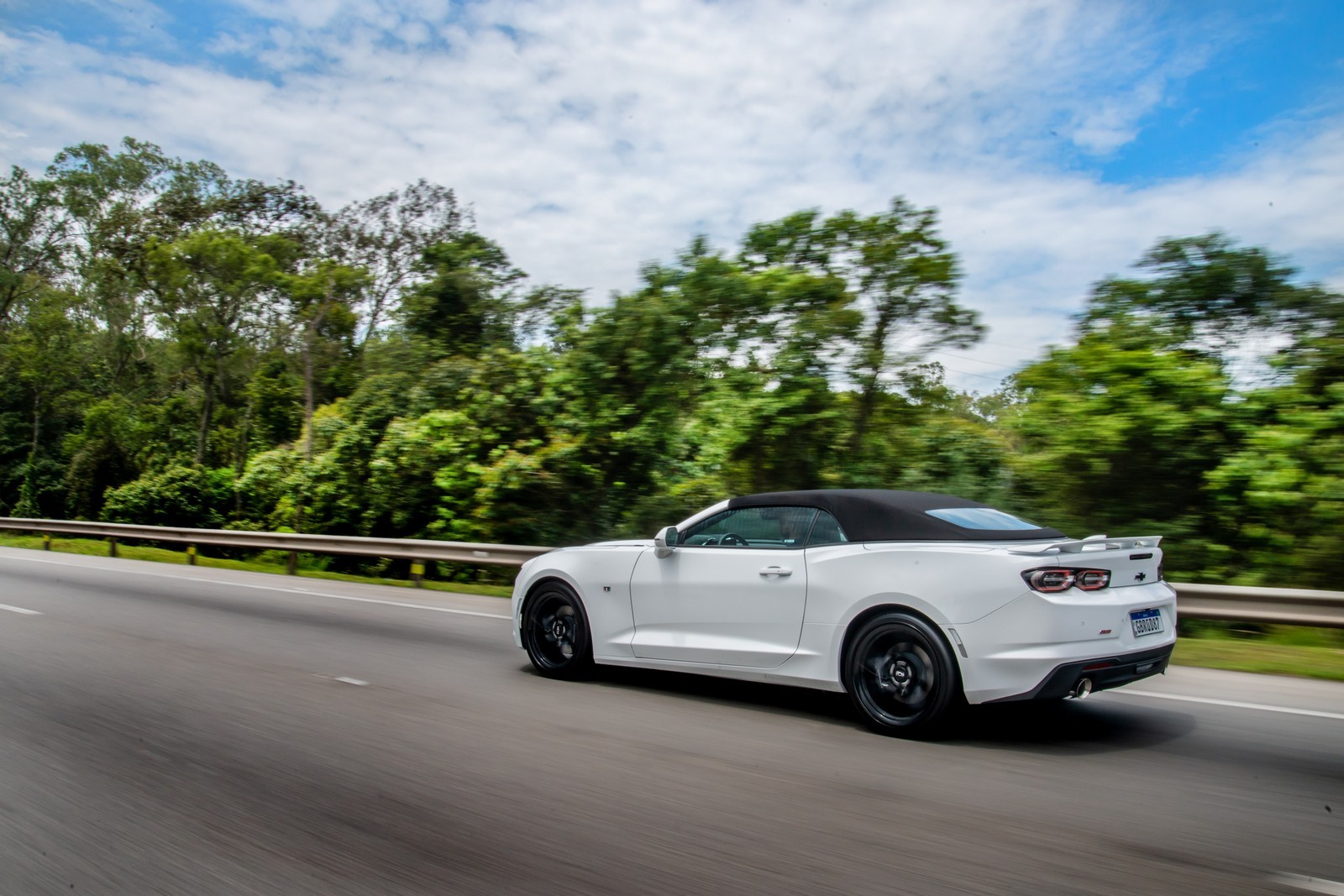 CHEVROLET CAMARO COMPLETA 10 ANOS NO PAÍS COMO O SUPERESPORTIVO DE MAIOR SUCESSO, foto 12