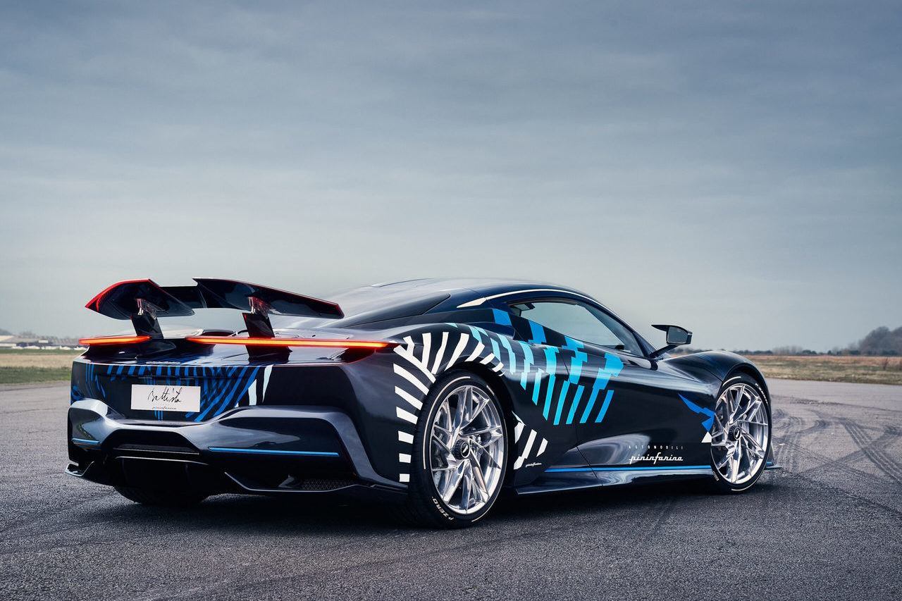 PININFARINA BATTISTA DESCARREGA SEUS MAIS DE 1.900 CV NO ASFALTO DO CIRCUITO DE NARDÒ, foto 3