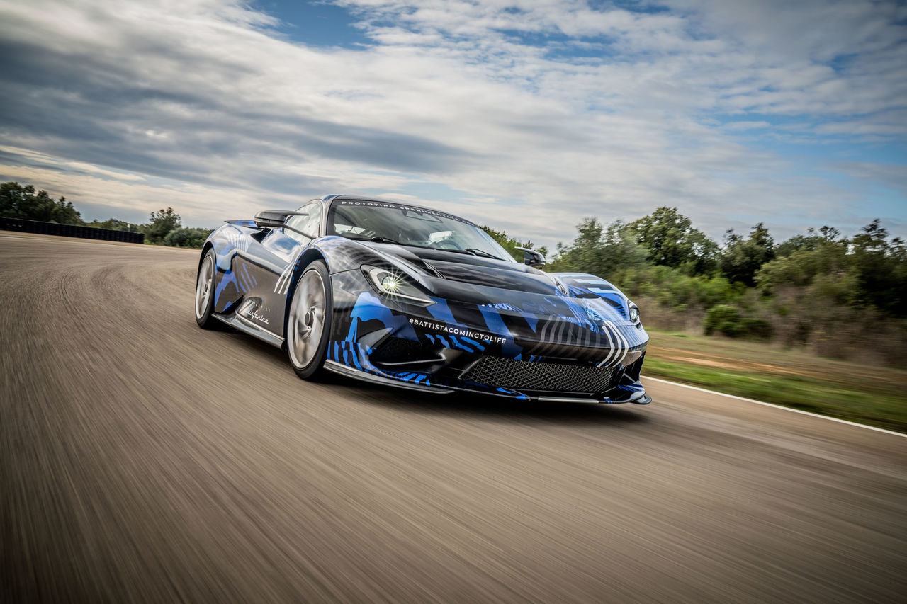 PININFARINA BATTISTA DESCARREGA SEUS MAIS DE 1.900 CV NO ASFALTO DO CIRCUITO DE NARDÒ, foto 8