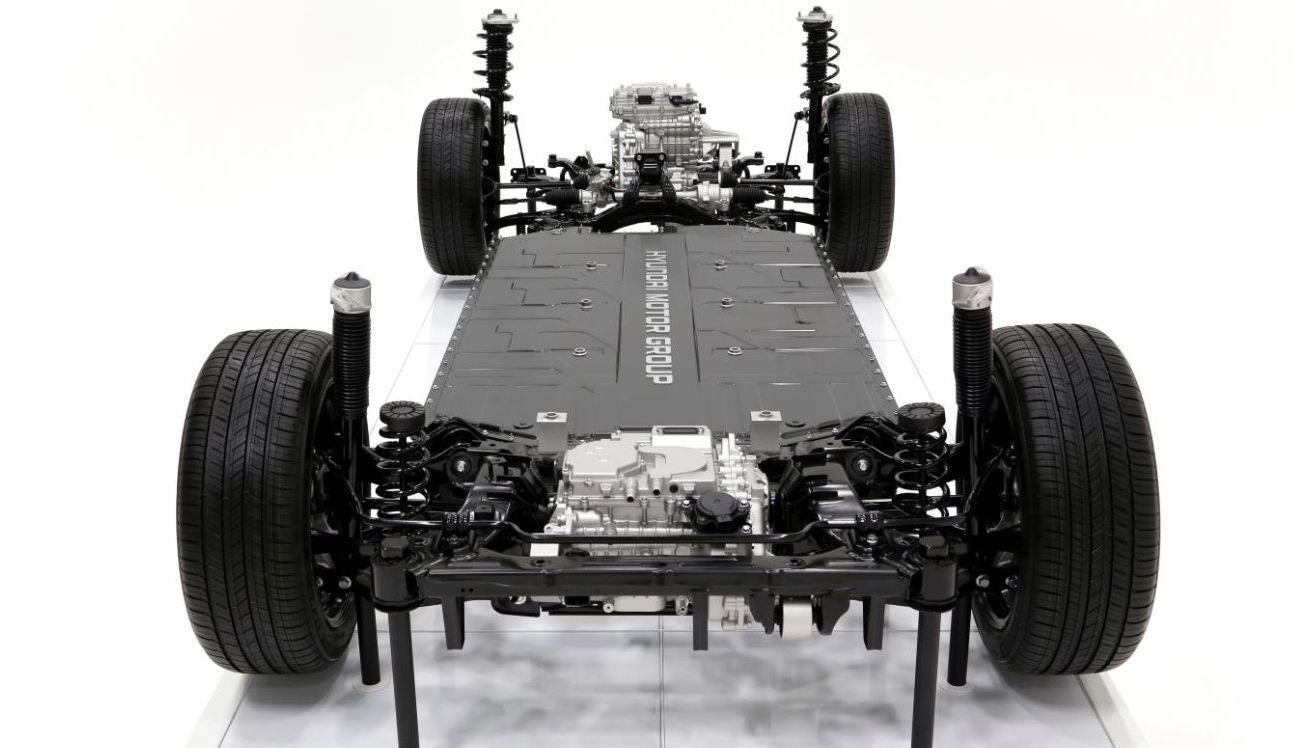 E-GMP É A NOVA PLATAFORMA MODULAR DA HYUNDAI: TRAÇÃO TRASEIRA E MAIS DE 500 KM DE AUTONOMIA, foto 2