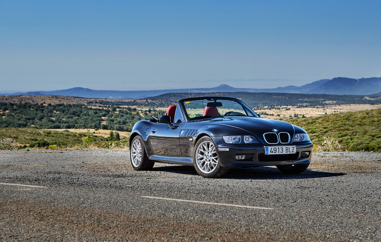 BMW Z3 FAZ 25 ANOS: NEM MESMO O AGENTE SECRETO MAIS FAMOSO DO MUNDO RESISTIU AOS SEUS ENCANTOS, foto 12