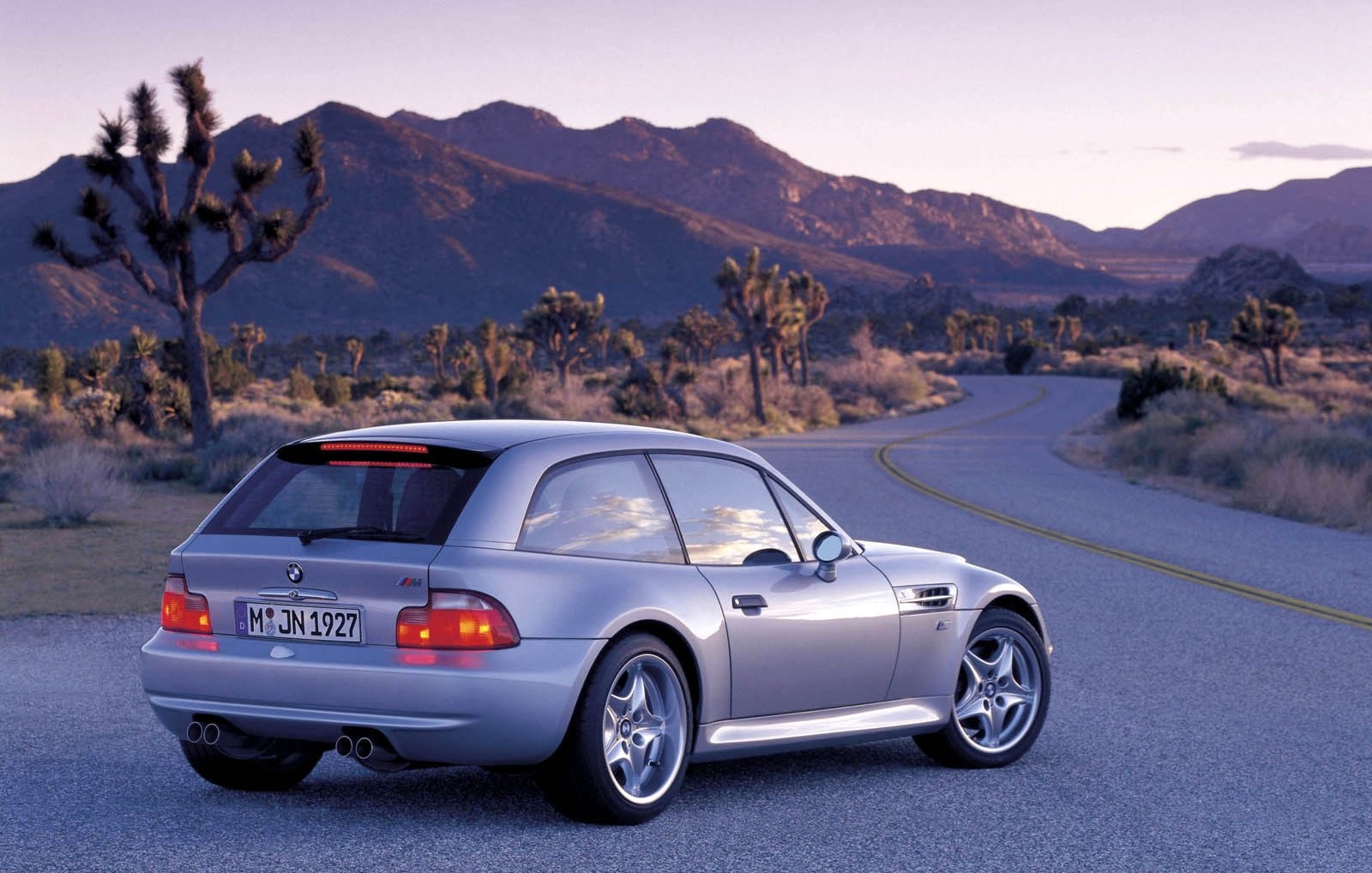 BMW Z3 FAZ 25 ANOS: NEM MESMO O AGENTE SECRETO MAIS FAMOSO DO MUNDO RESISTIU AOS SEUS ENCANTOS, foto 15