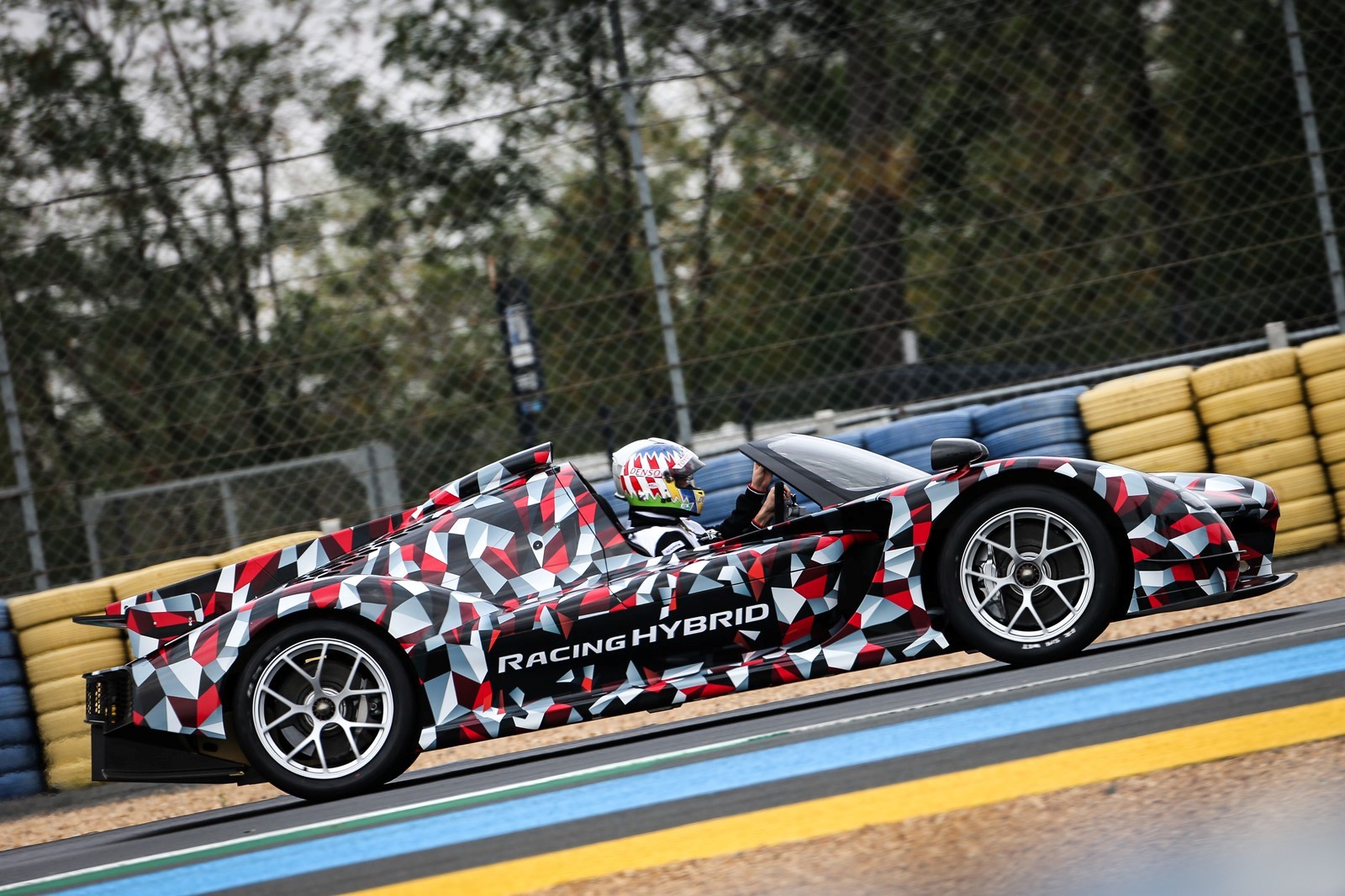 TOYOTA GR SUPER SPORT JÁ TEM DATA DE APRESENTAÇÃO, foto 11