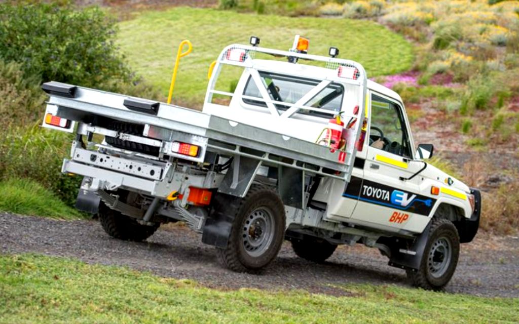 PRIMEIRO TOYOTA LAND CRUISER ELÉTRICO NÃO É EXATAMENTE MODERNO, foto 2