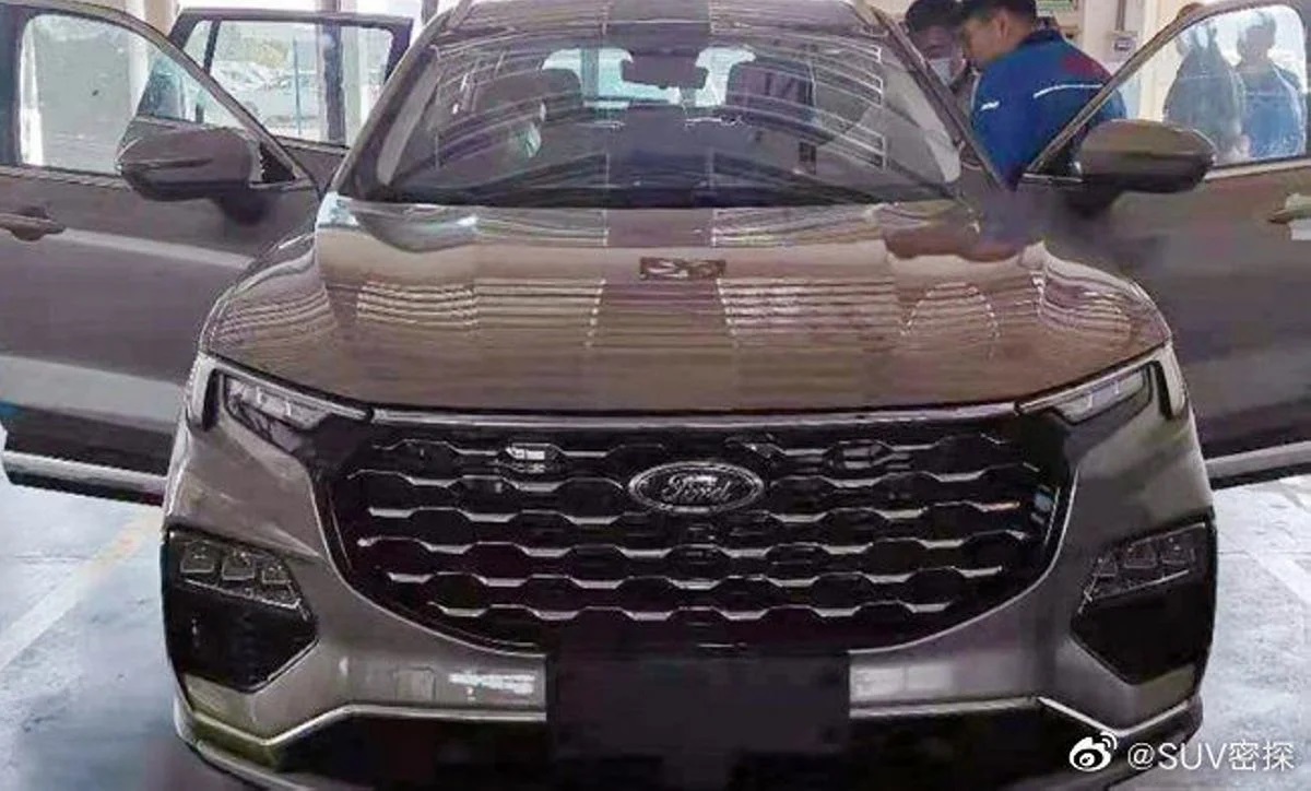 NOVAS FOTOS FLAGRANTES DO FORD EQUATOR 2021 REVELAM UM INTERIOR LUXUOSO E TECNOLÓGICO, foto 6