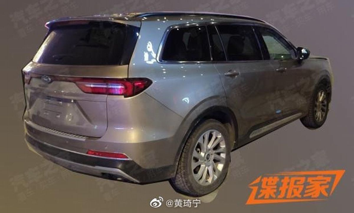 NOVAS FOTOS FLAGRANTES DO FORD EQUATOR 2021 REVELAM UM INTERIOR LUXUOSO E TECNOLÓGICO, foto 7