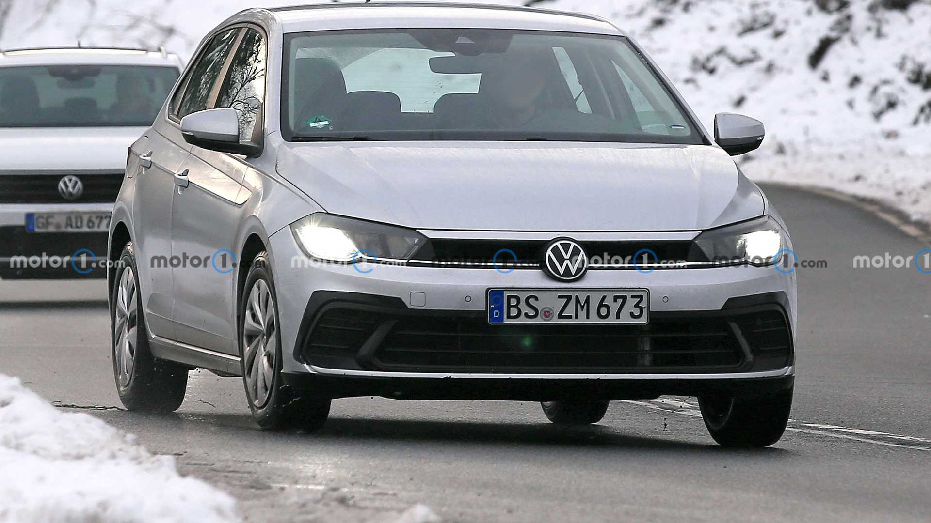 VOLKSWAGEN POLO 2022: DETALHES EM FOTOS FLAGRANTES NA EUROPA, foto 3