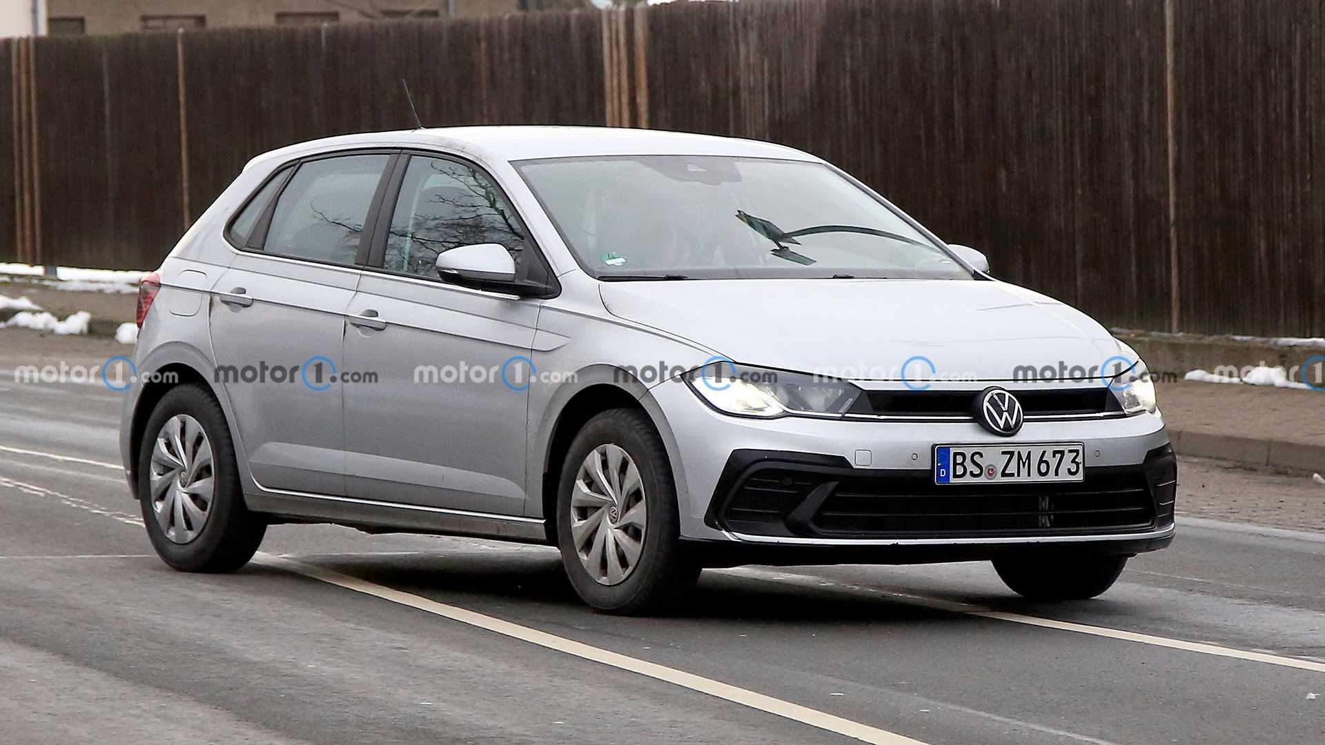 VOLKSWAGEN POLO 2022: DETALHES EM FOTOS FLAGRANTES NA EUROPA, foto 7