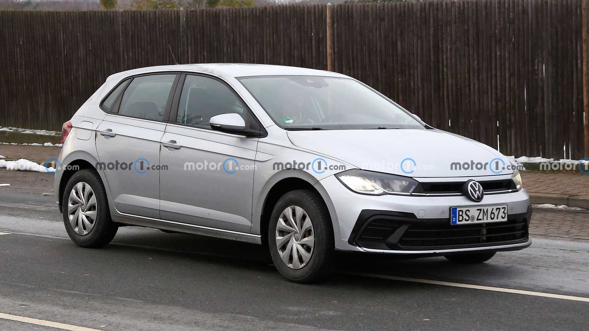 VOLKSWAGEN POLO 2022: DETALHES EM FOTOS FLAGRANTES NA EUROPA, foto 10