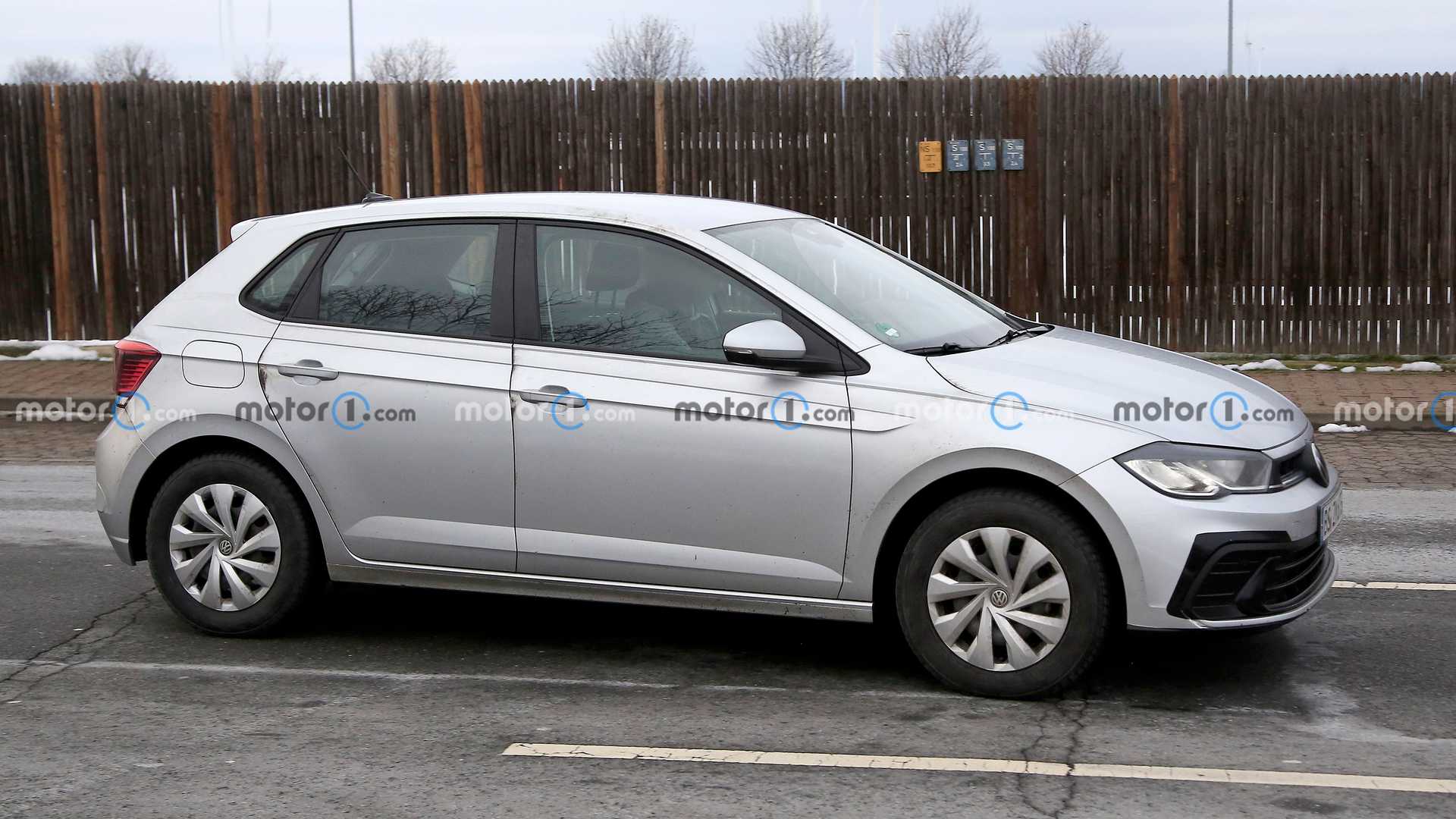 VOLKSWAGEN POLO 2022: DETALHES EM FOTOS FLAGRANTES NA EUROPA, foto 14