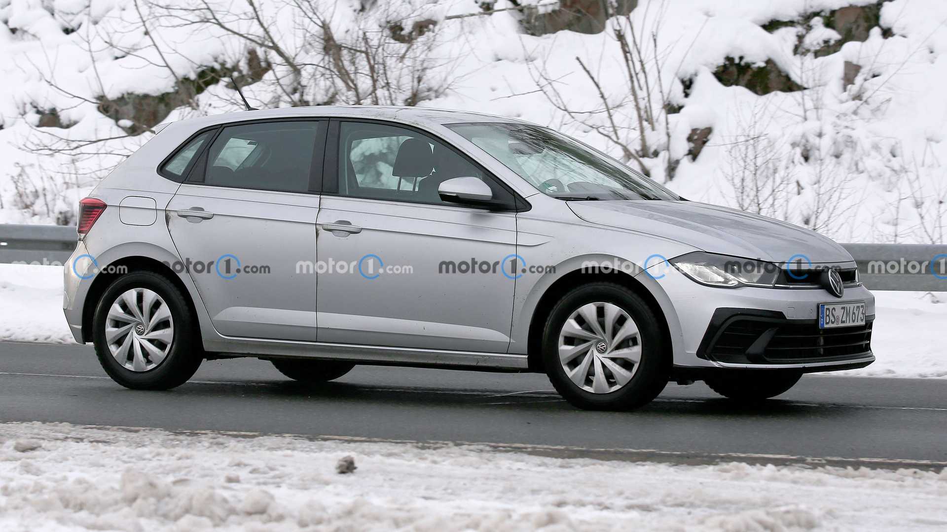 VOLKSWAGEN POLO 2022: DETALHES EM FOTOS FLAGRANTES NA EUROPA, foto 15
