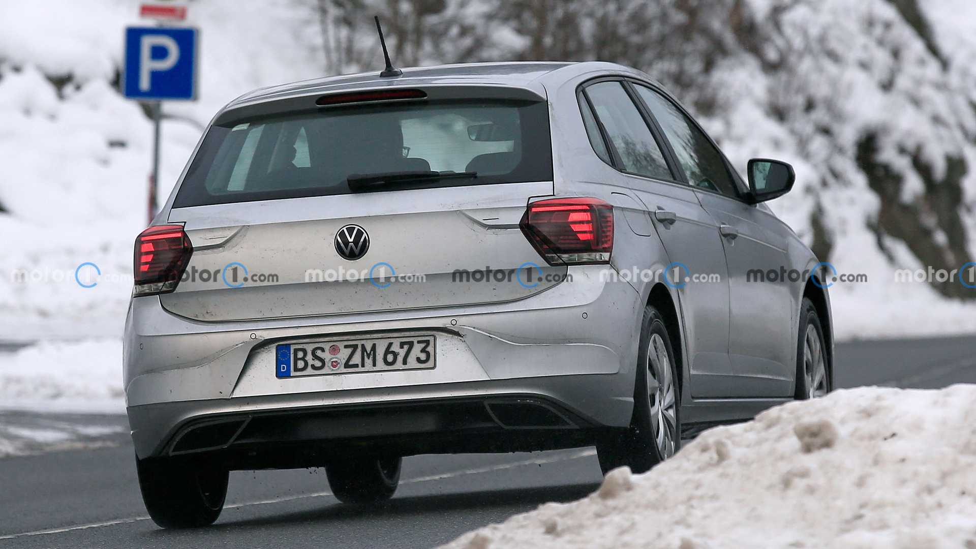 VOLKSWAGEN POLO 2022: DETALHES EM FOTOS FLAGRANTES NA EUROPA, foto 23