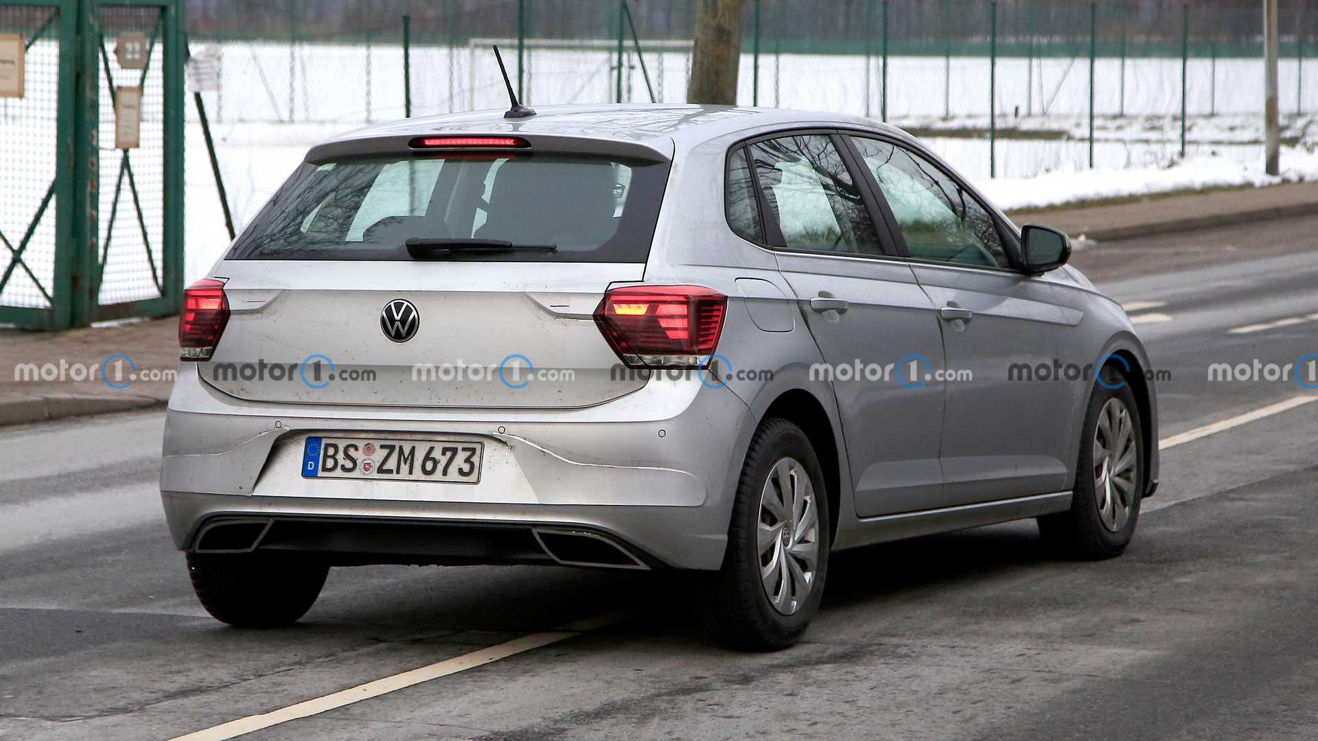 VOLKSWAGEN POLO 2022: DETALHES EM FOTOS FLAGRANTES NA EUROPA, foto 25