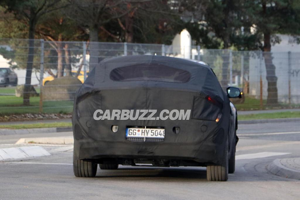 NOVO CARRO ELÉTRICO DA KIA QUE ESTREARÁ EM 2021 SEGUE PERDENDO CAMUFLAGEM, foto 6