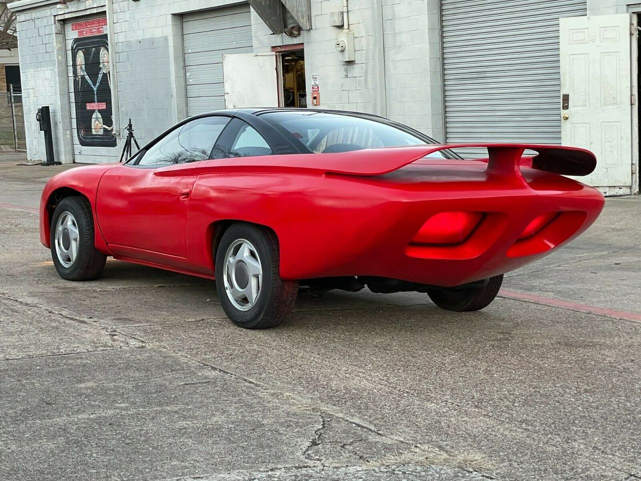O RADICAL E FUTURISTA ‘KITT’ DO FILME KNIGHT RIDER 2000 ESTÁ À VENDA, foto 5