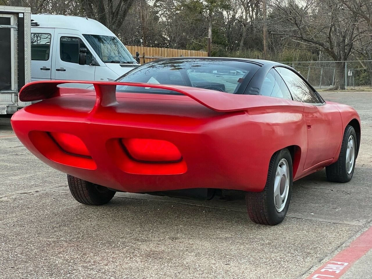 O RADICAL E FUTURISTA ‘KITT’ DO FILME KNIGHT RIDER 2000 ESTÁ À VENDA, foto 7