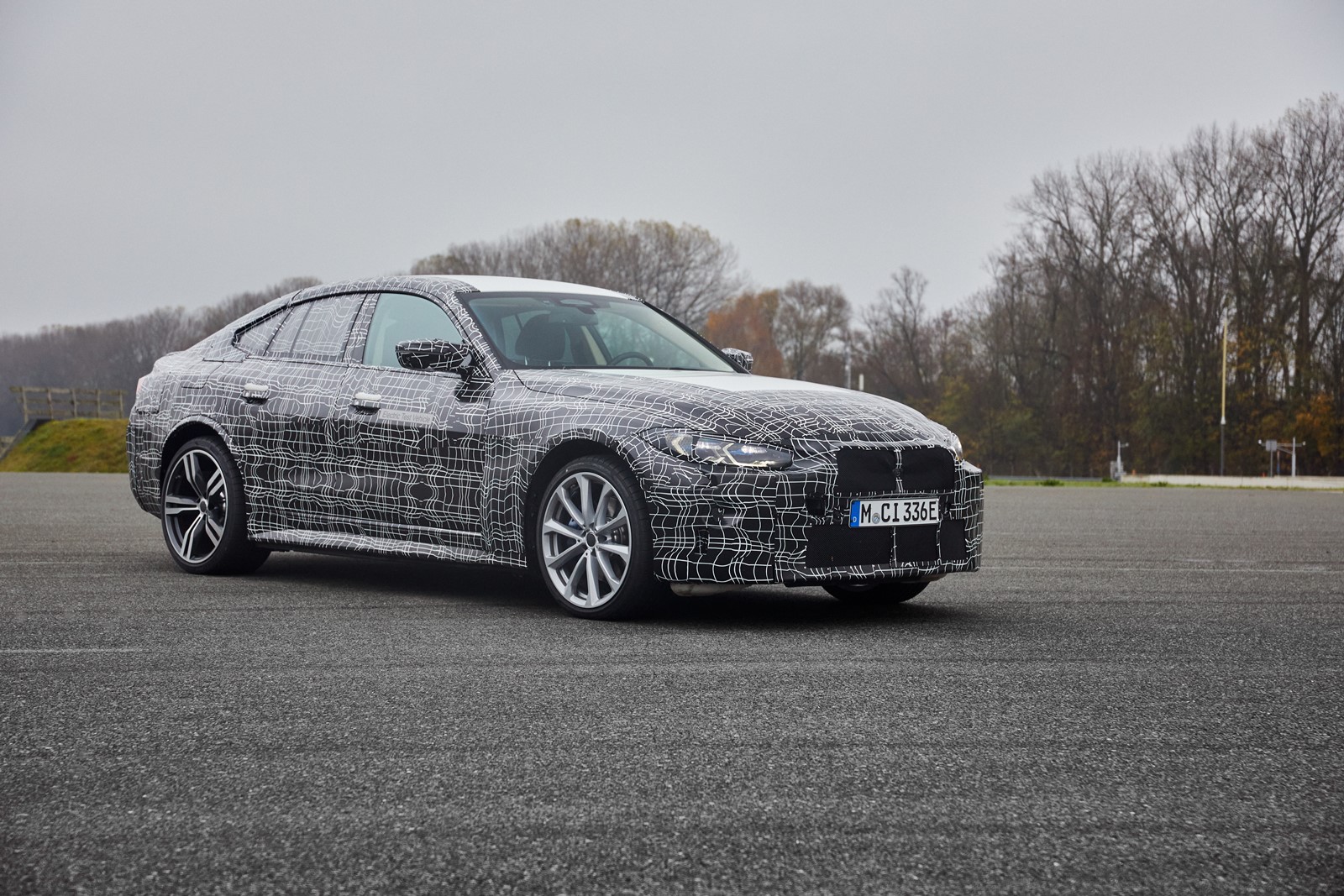 BMW i4 JÁ ESTÁ QUASE PRONTO: ATÉ 530 CV E 600 KM DE AUTONOMIA, foto 8