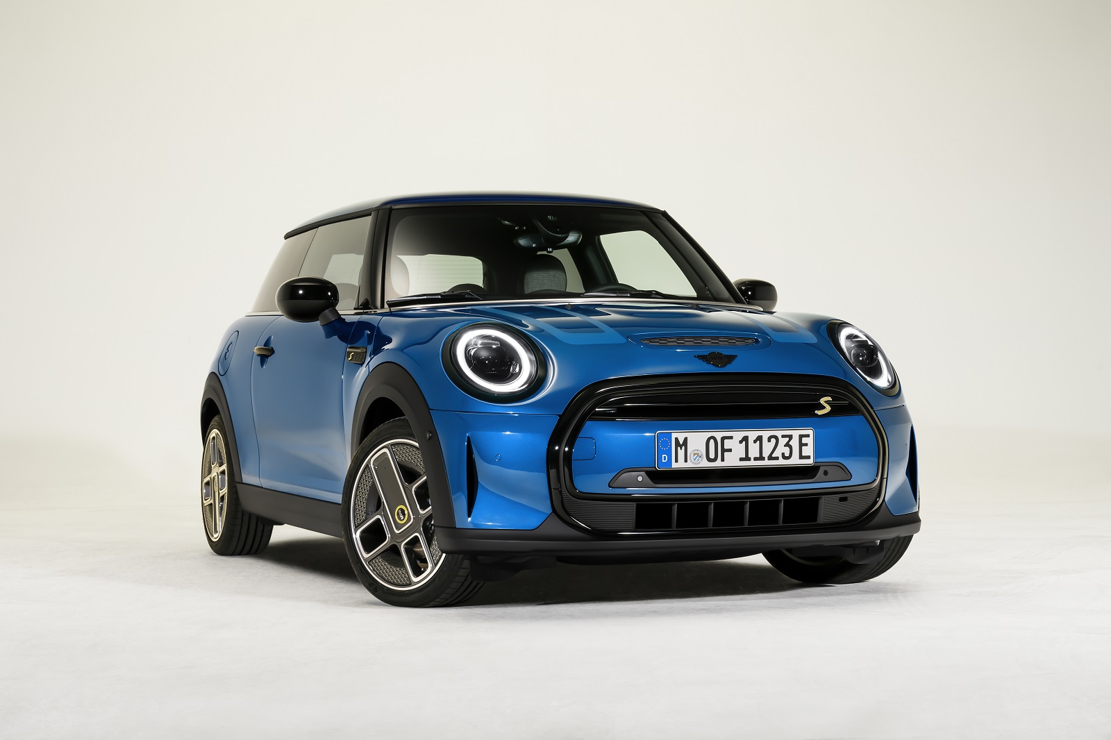 MINI ELÉTRICO CHEGA AO BRASIL NO PRIMEIRO SEMESTRE COM NOVO DESIGN, foto 1