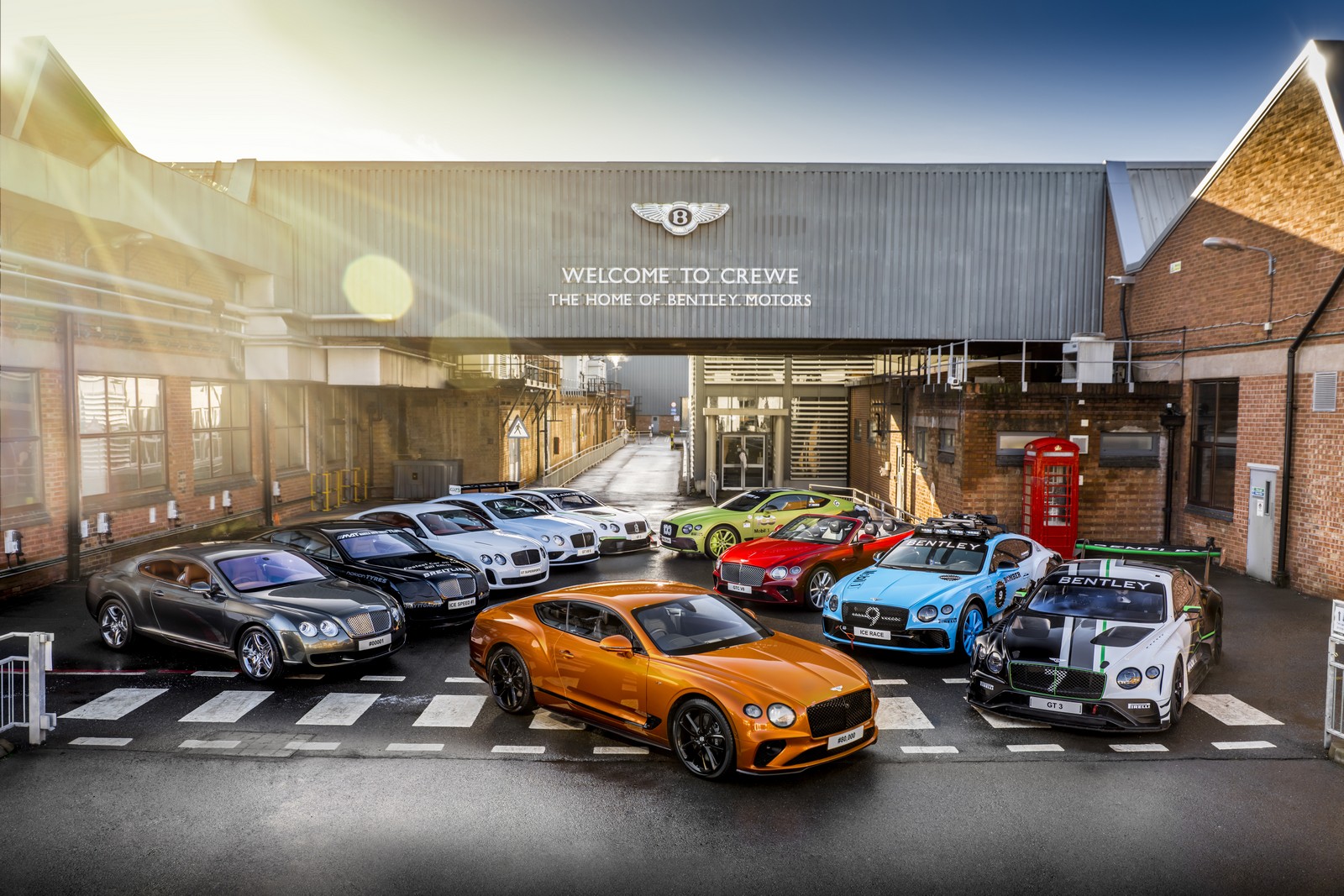 BENTLEY CONTINENTAL GT ALCANÇA SEU PARTICULAR RECORDE DE PRODUÇÃO, foto 1
