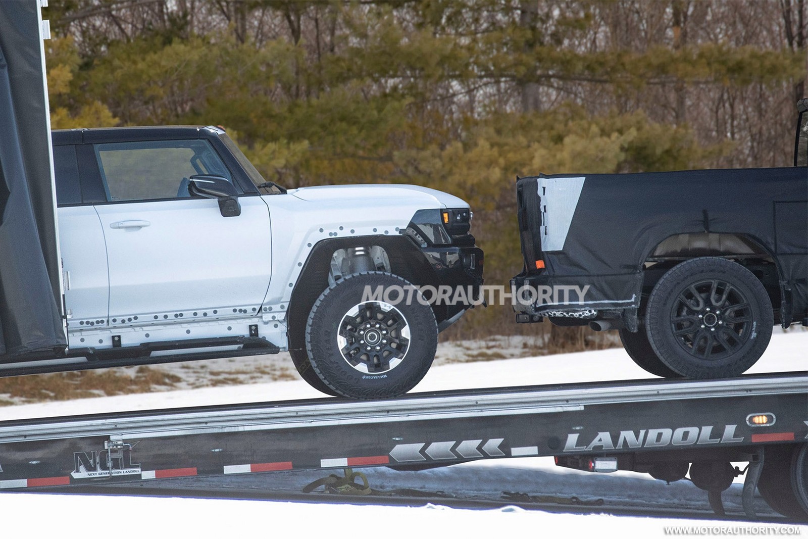 GMC HUMMER EV MOSTRA SUA CAPACIDADE SOBRE A NEVE, foto 9