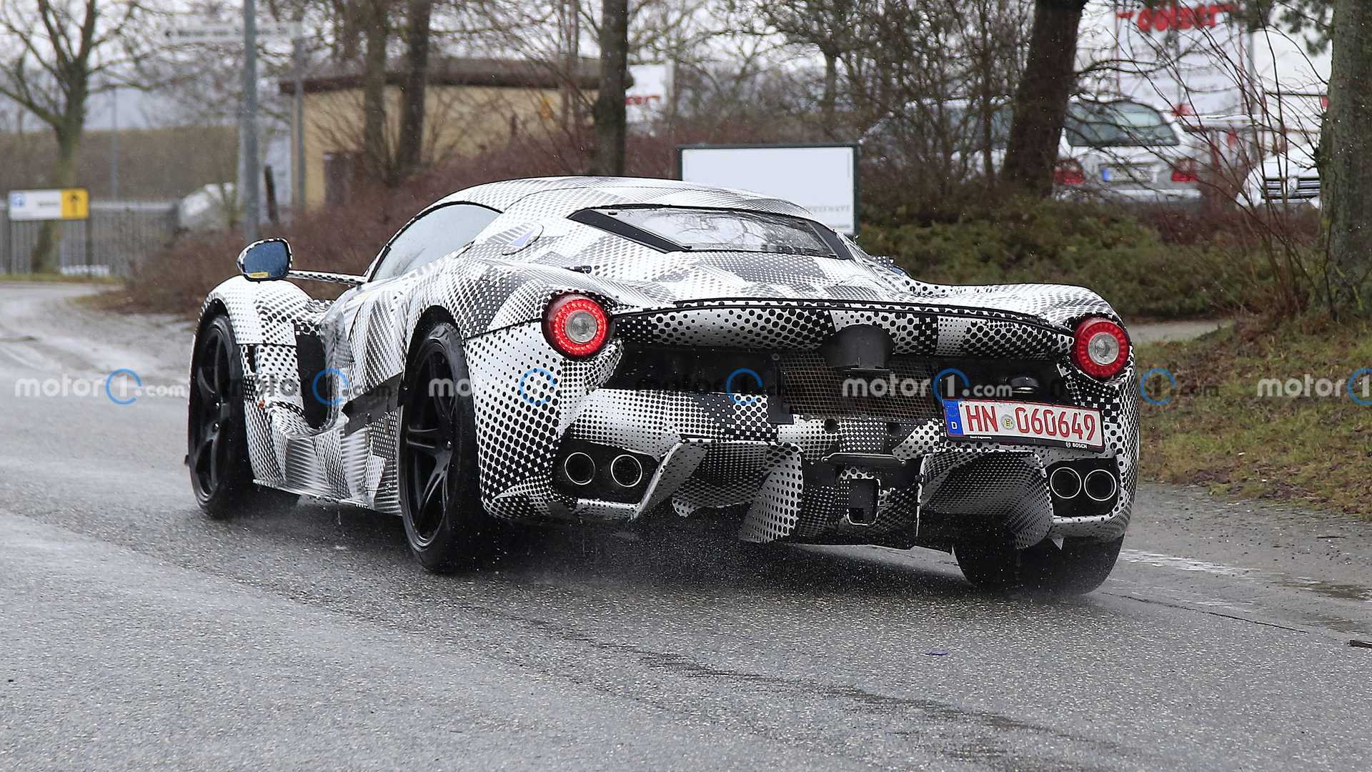 SURGEM NOVAS FOTOS FLAGRANTES DO PRÓXIMO MONSTRO DA FERRARI, foto 9