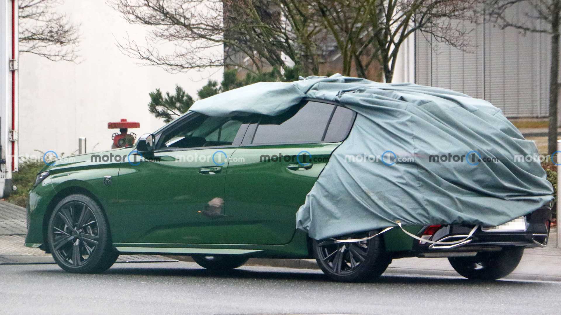 NOVO PEUGEOT 308 FOTOGRAFADO DESPIDO DE CAMUFLAGEM, foto 14