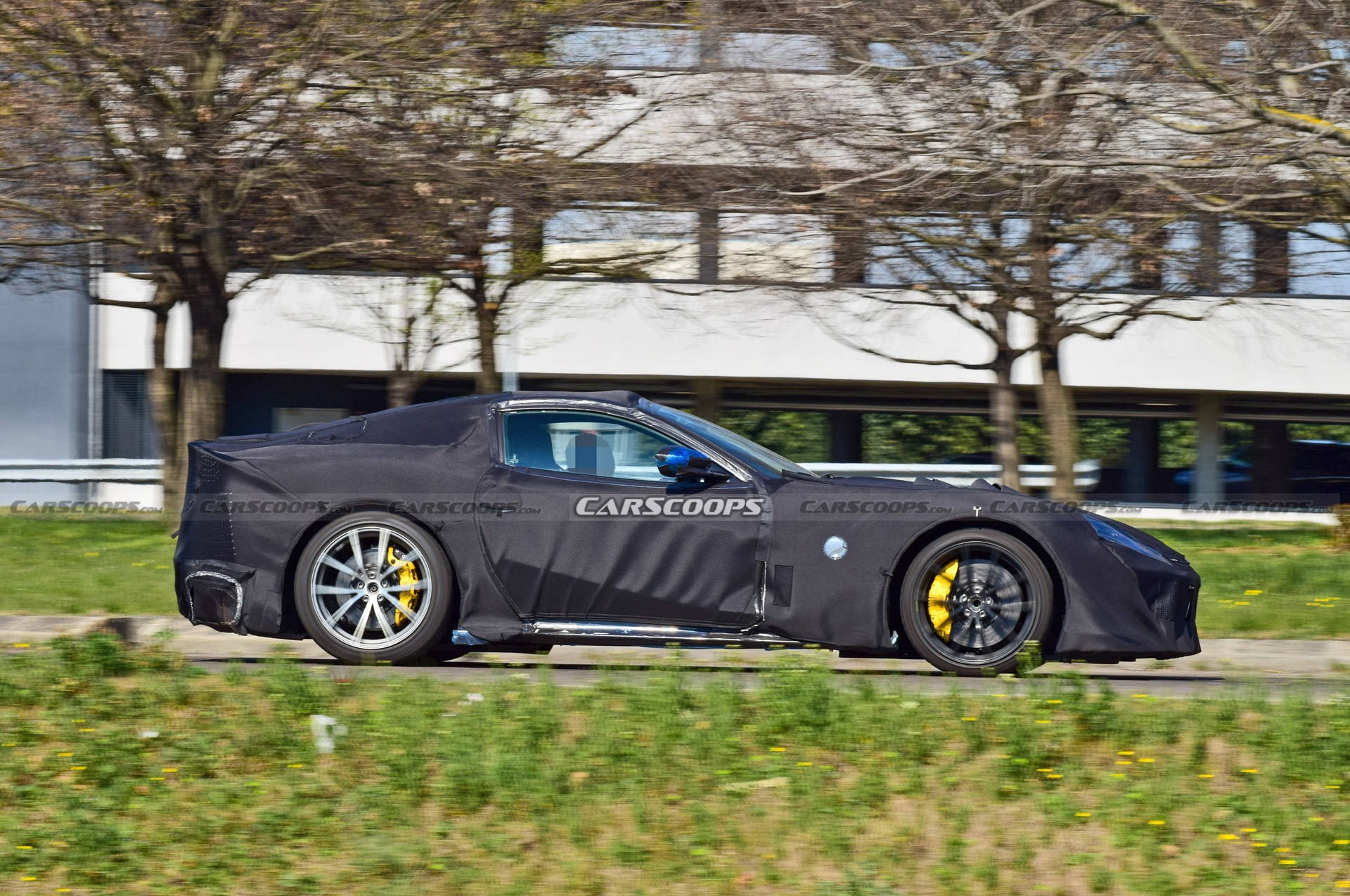 SURGEM AS PRIMEIRAS IMAGENS DO FERRARI F812 VERSIONE SPECIALE EM SUA CONFIGURAÇÃO DEFINITIVA, foto 6