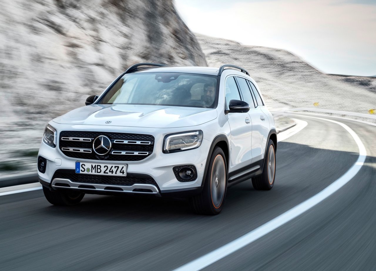 MERCEDES-BENZ ANUNCIA DUAS NOVAS VERSÕES DO GLB 200 NO BRASIL, foto 1